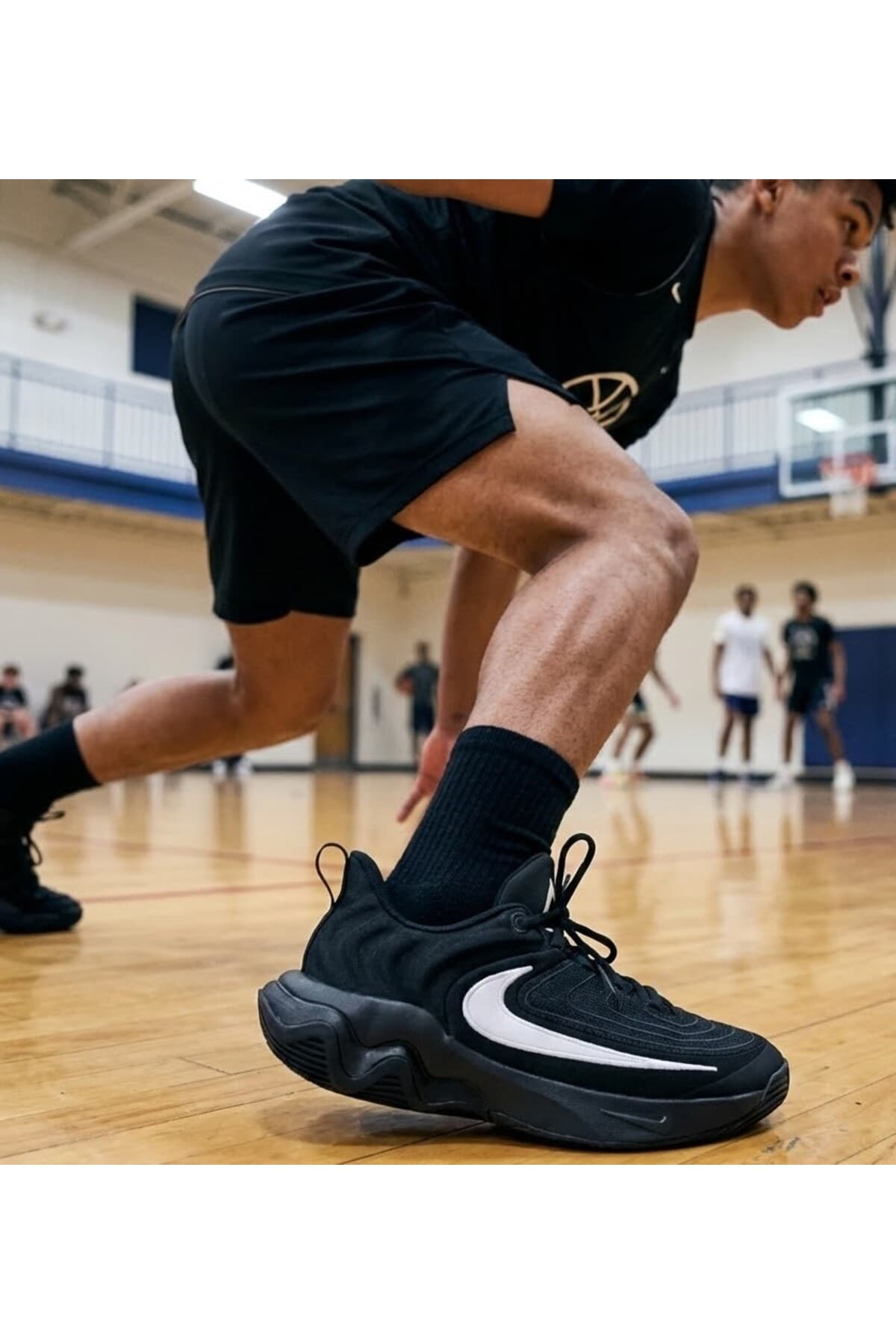 کفش بسکتبال جوانان Nike کفش بسکتبال جوانان Nike