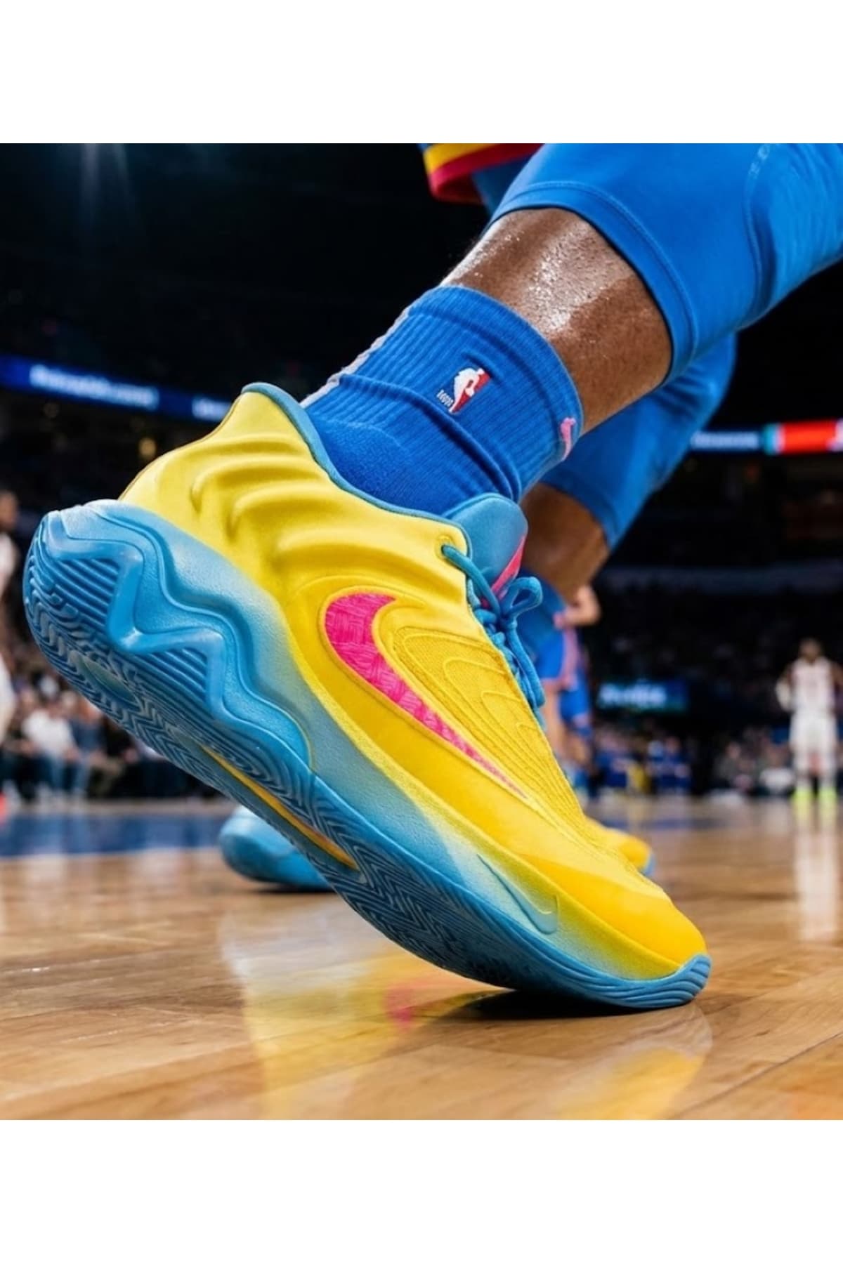 کفش بسکتبال یونیسکس Nike مدل Giannis Immortality 4 کفش بسکتبال یونیسکس Nike مدل Giannis Immortality 4