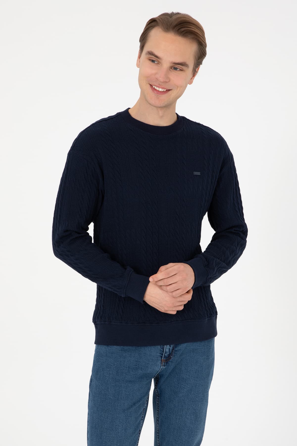 سوئیشرت مردانه U.S. Polo Assn. کامفورت فیت یقه گرد سرمهای مدل 50308909-VR033 سوئیشرت مردانه U.S. Polo Assn. کامفورت فیت یقه گرد سرمهای مدل 50308909-VR033