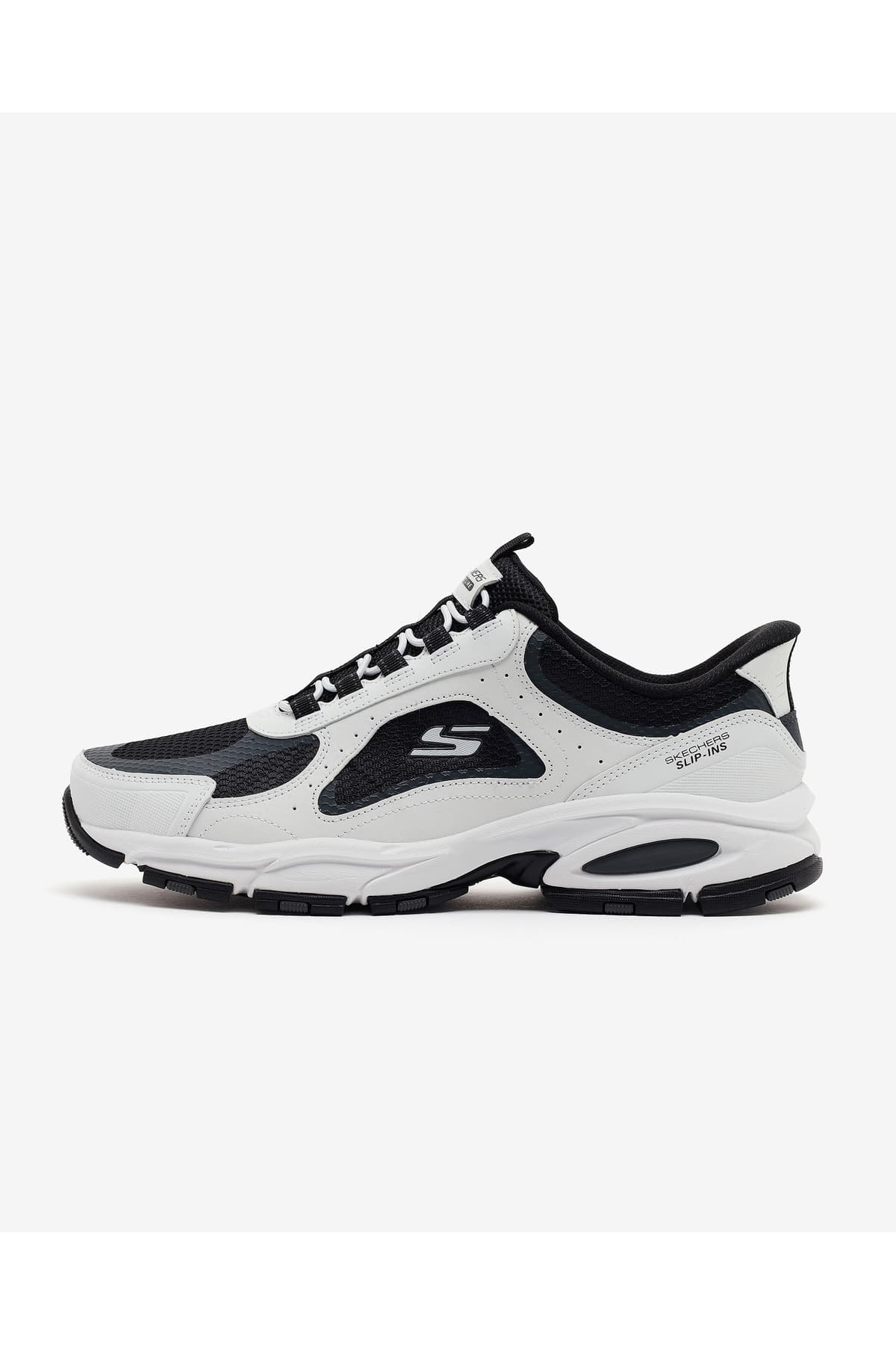 کفش مردانه Skechers VIGOR 2.0 سفید اوتدور مدل 237175 WBK کفش مردانه Skechers VIGOR 2.0 سفید اوتدور مدل 237175 WBK