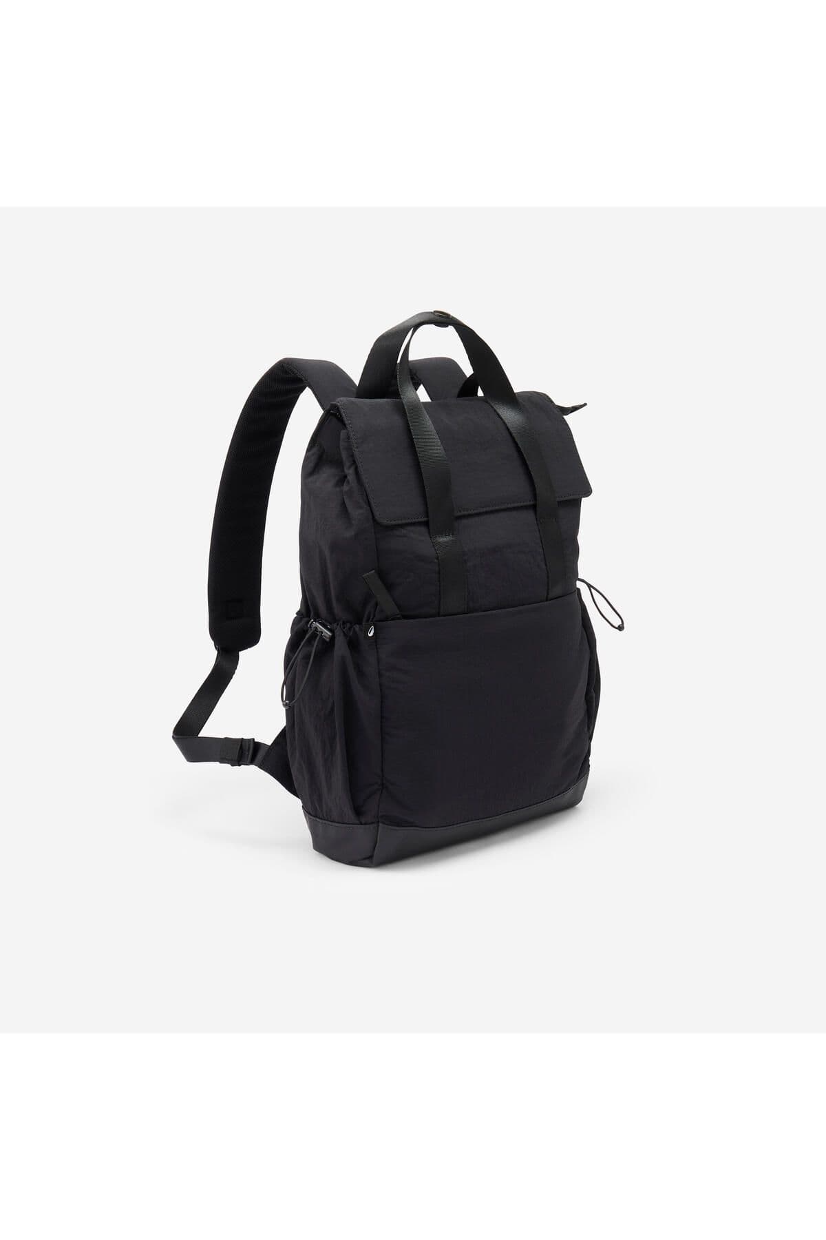 کوله پشتی کوچک زنانه Decathlon دارای بخش کامپیوتر 10 L کوله پشتی کوچک زنانه Decathlon دارای بخش کامپیوتر 10 L
