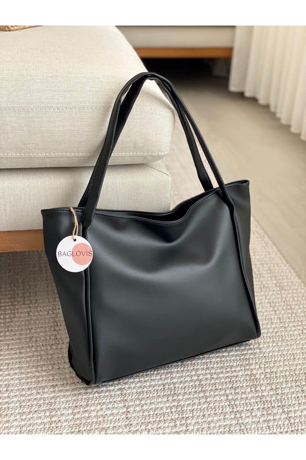 کیف زنانه BAGLOVİS چرمی نرم سایز بزرگ با ابعاد 42×28 کیف زنانه BAGLOVİS چرمی نرم سایز بزرگ با ابعاد 42×28