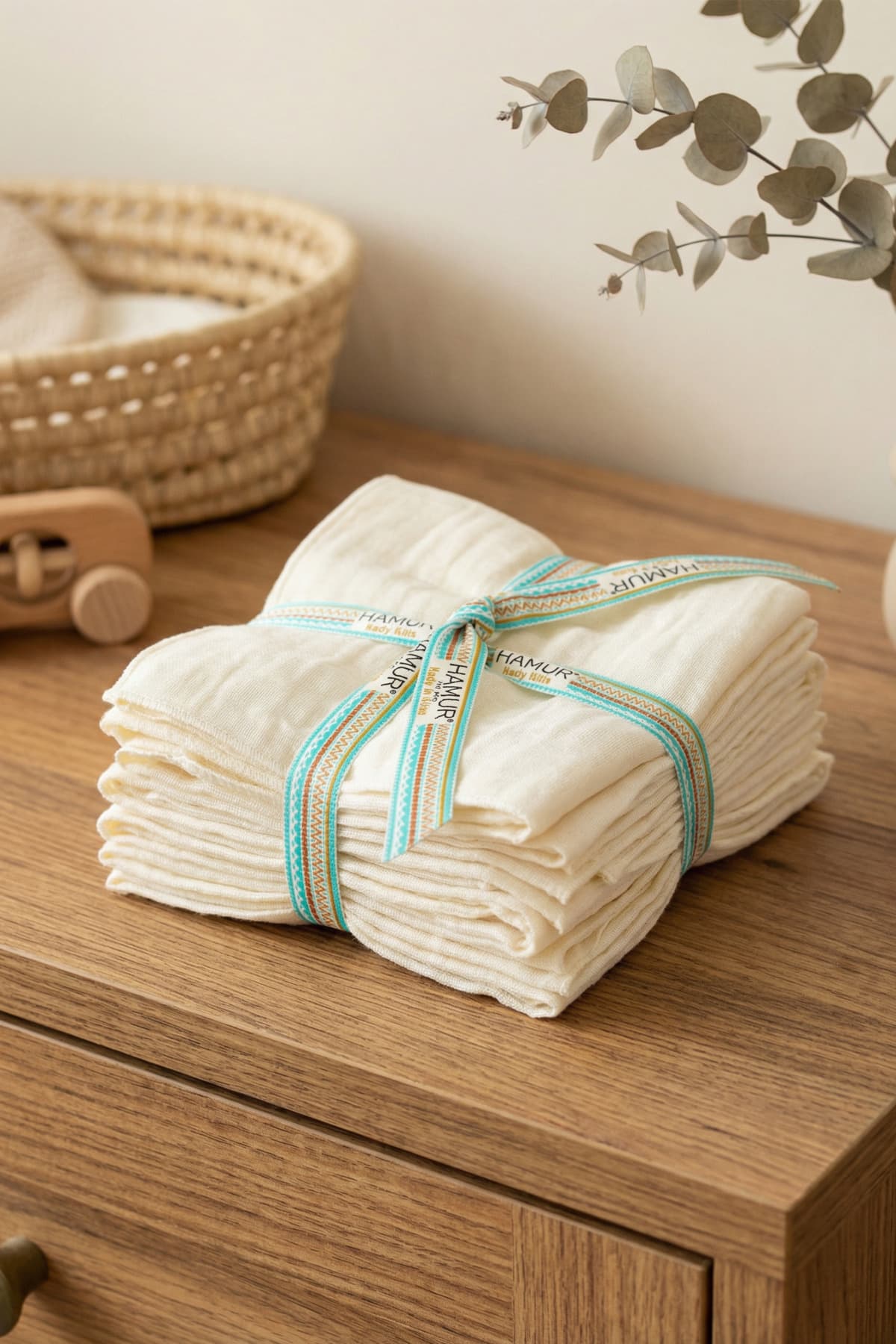 دستمال دهان و شانه نوزاد دولایه نخی 8 عددی HAMUR به رنگ کرم روشن دستمال دهان و شانه نوزاد دولایه نخی 8 عددی HAMUR به رنگ کرم روشن
