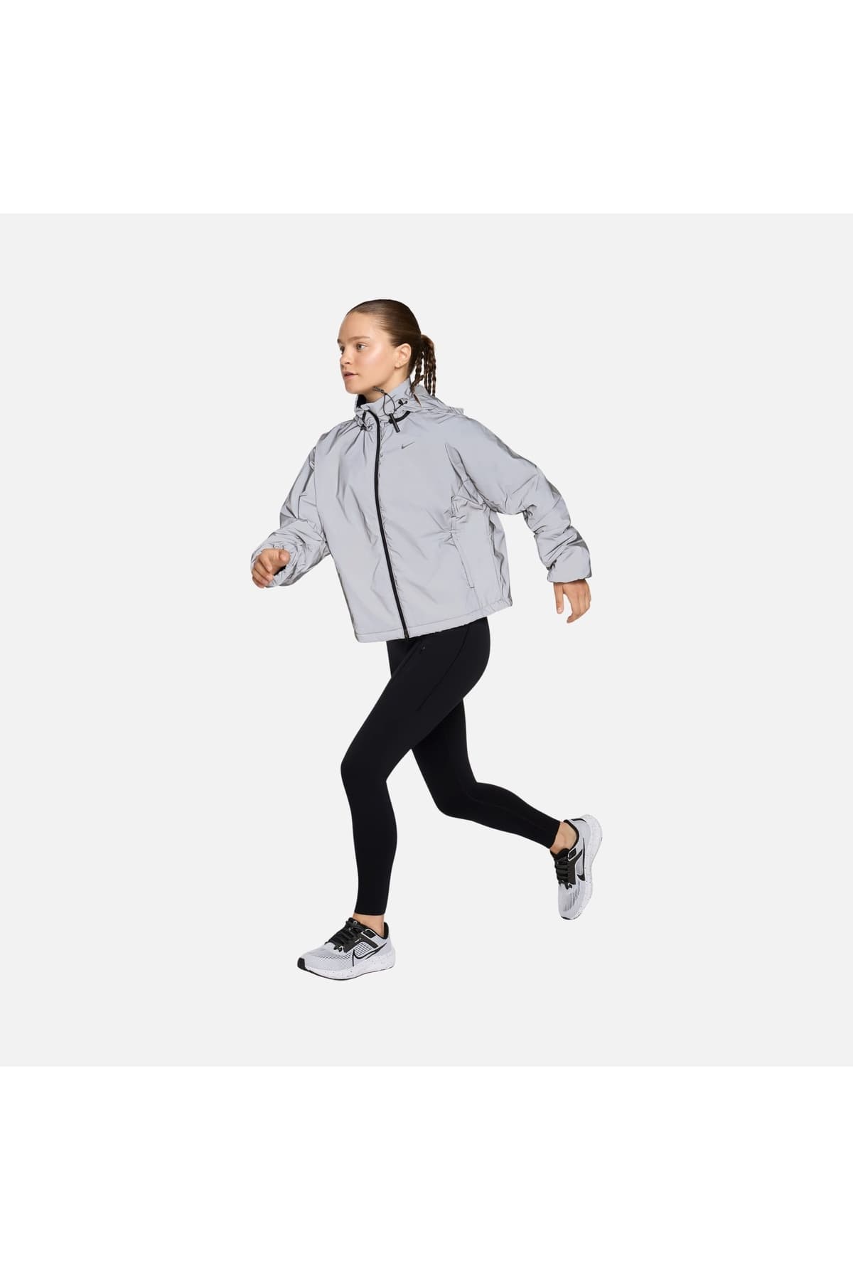 ژاکت ورزشی زنانه Nike Run Division Therma-Fit طوسی تمامزیپ شبرنگ مدل FV6420-011 ژاکت ورزشی زنانه Nike Run Division Therma-Fit طوسی تمامزیپ شبرنگ مدل FV6420-011