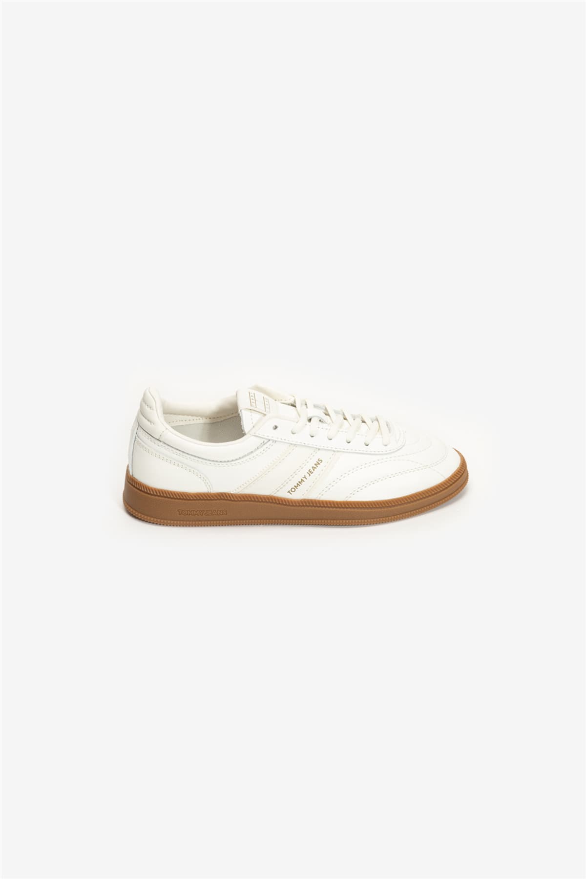 اسنیکر زنانه Tommy Hilfiger چرمی سفید The Greenwich Edge اسنیکر زنانه Tommy Hilfiger چرمی سفید The Greenwich Edge