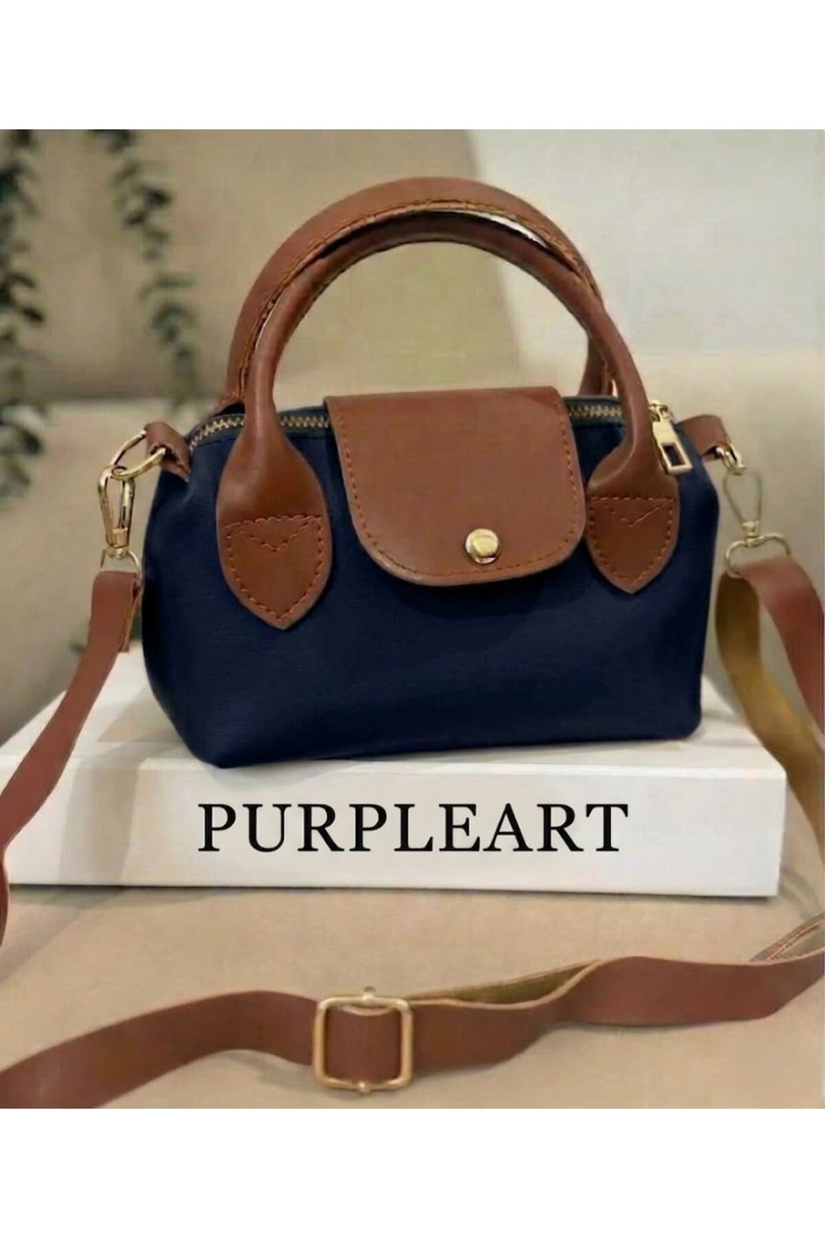 کیف دوشی و کراسبادی زنانه PurpleART دورنگ سرمهای و قهوهای روشن مینیمال کیف دوشی و کراسبادی زنانه PurpleART دورنگ سرمهای و قهوهای روشن مینیمال