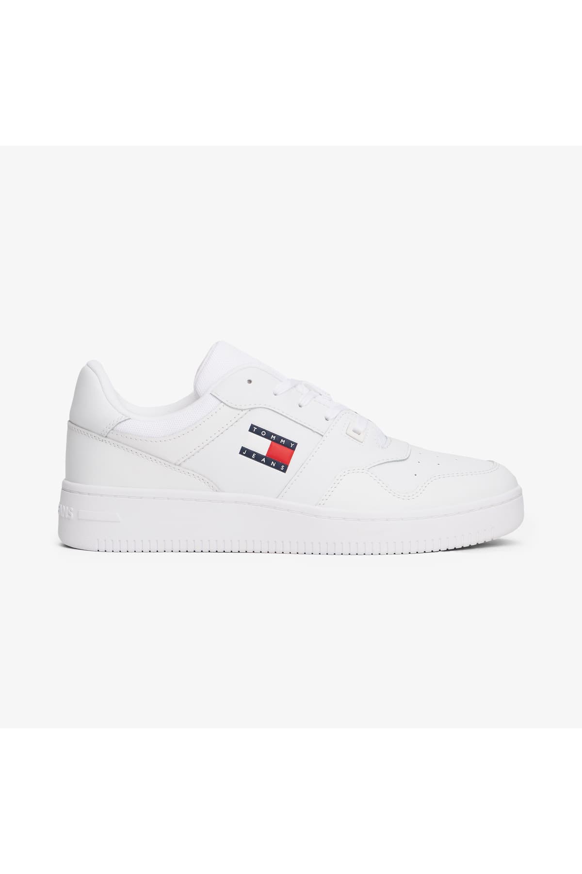 کفش اسنیکر مردانه Tommy Hilfiger سفید مدل TJM RETRO BASKET ESS کفش اسنیکر مردانه Tommy Hilfiger سفید مدل TJM RETRO BASKET ESS