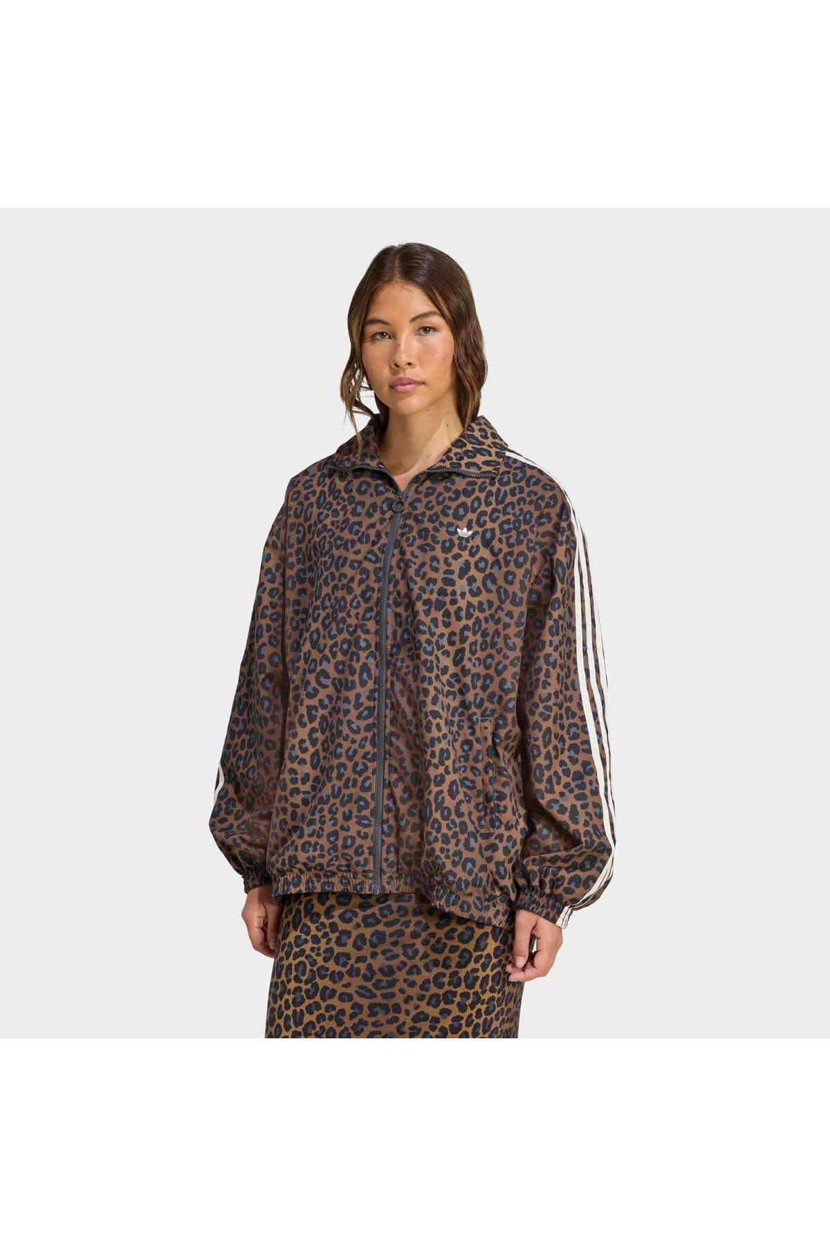 کت زنانه adidas Leopard Firebird مدل JW7301 کت زنانه adidas Leopard Firebird مدل JW7301