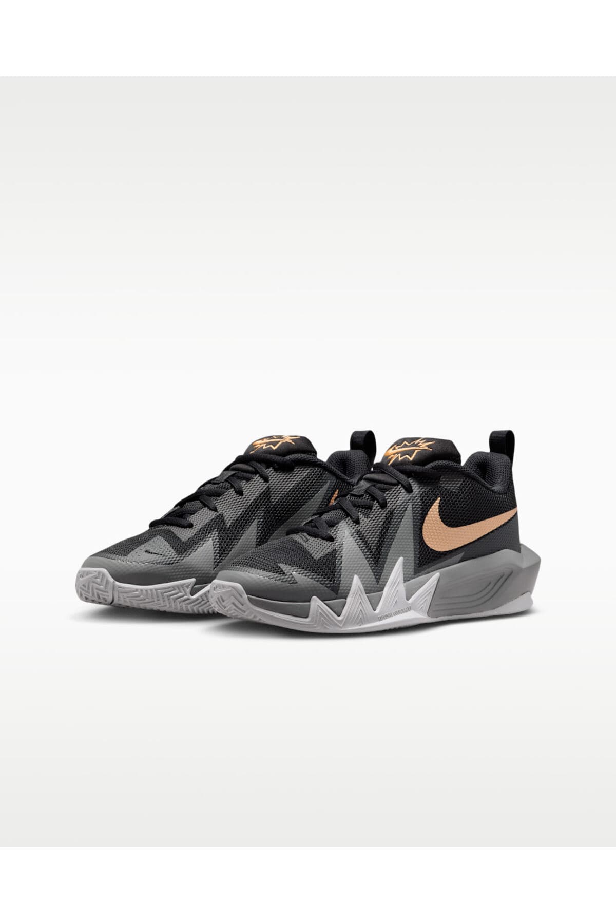 کفش بسکتبال Nike مدل Air Zoom Crossover 2 FB2689-100-1 کفش بسکتبال Nike مدل Air Zoom Crossover 2 FB2689-100-1