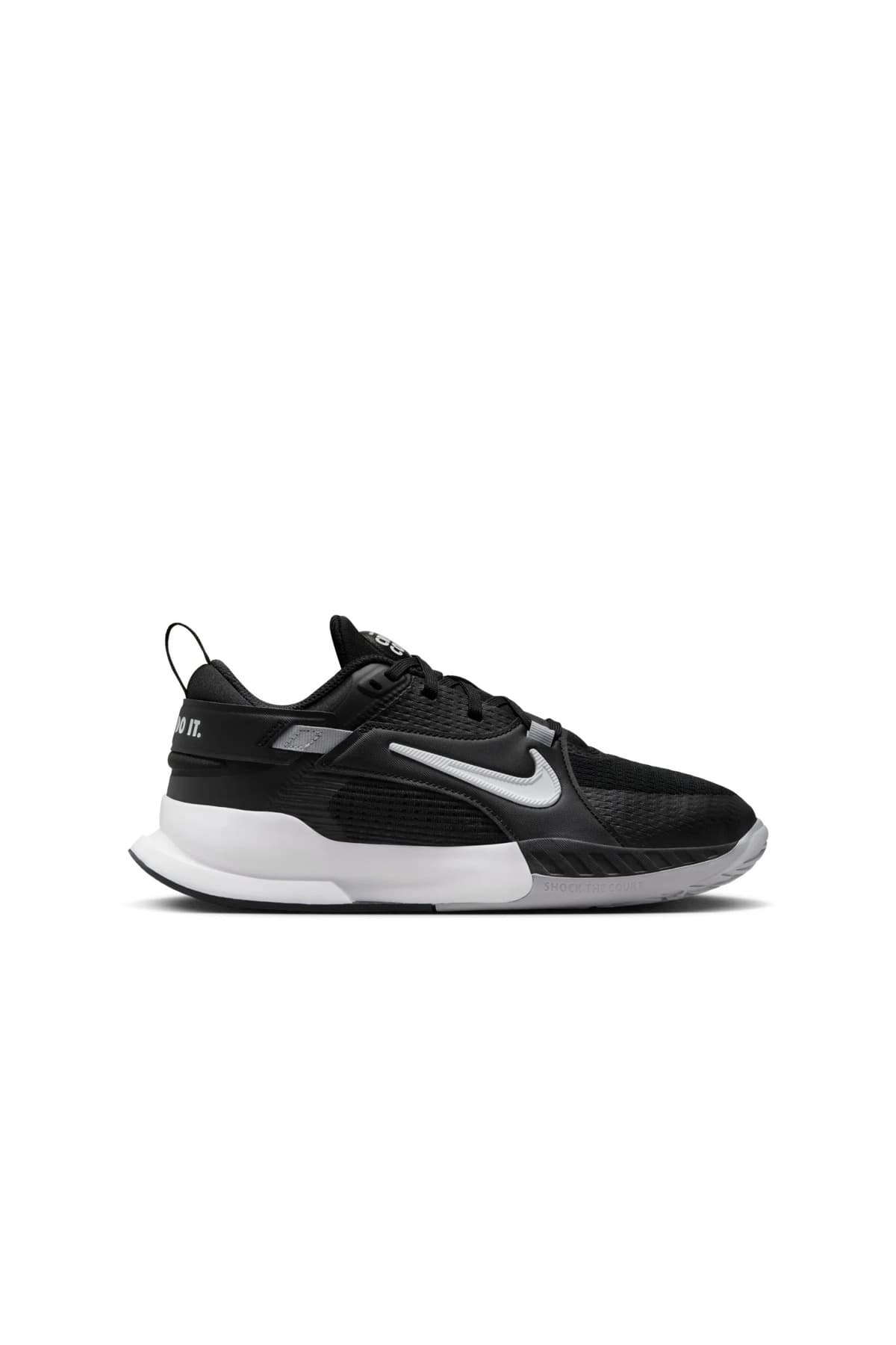 کفش ورزشی Nike CrossCourt مناسب والیبال و بسکتبال کفش ورزشی Nike CrossCourt مناسب والیبال و بسکتبال