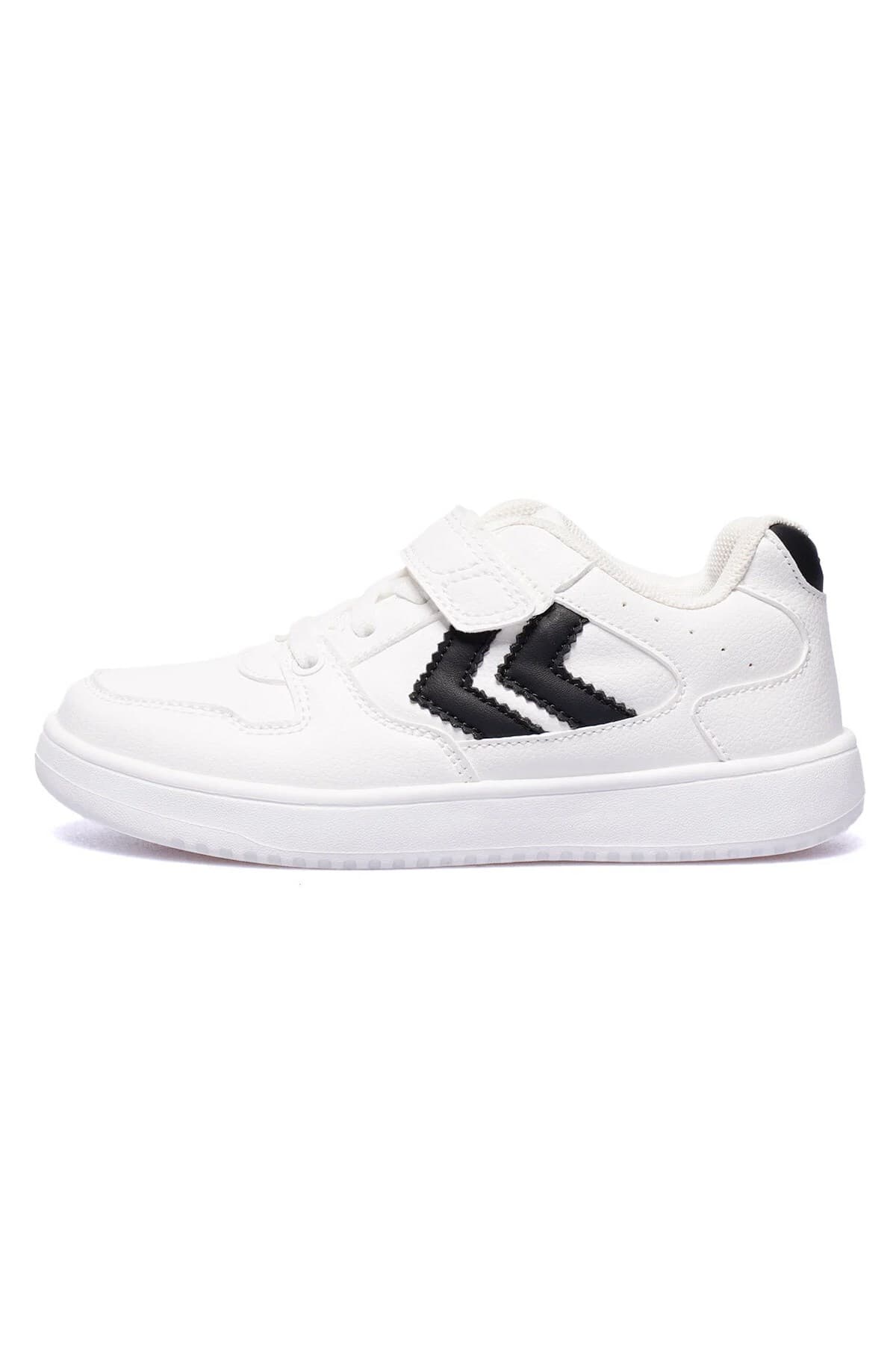 کفش ورزشی بچگانه hummel مدل Kayno 900713-9124 کفش ورزشی بچگانه hummel مدل Kayno 900713-9124