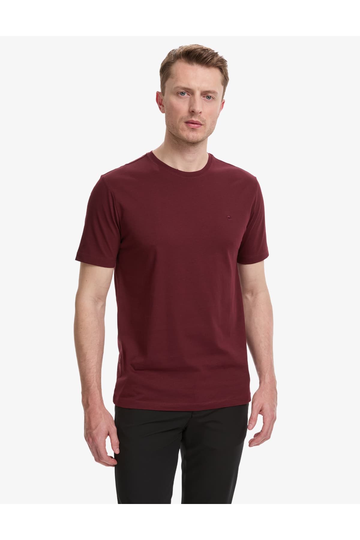 تیشرت Pierre Cardin زرشکی نخی 100% یقه گرد فیت معمولی ساده مدل 50325299-VR014 تیشرت Pierre Cardin زرشکی نخی 100% یقه گرد فیت معمولی ساده مدل 50325299-VR014