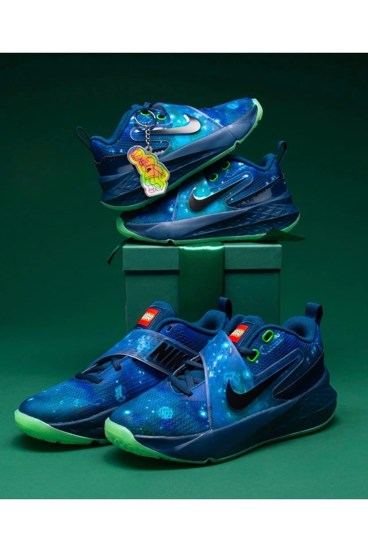 لگو کفش بسکتبال Nike مدل Team Hustle D 12 x ® Gs لگو کفش بسکتبال Nike مدل Team Hustle D 12 x ® Gs
