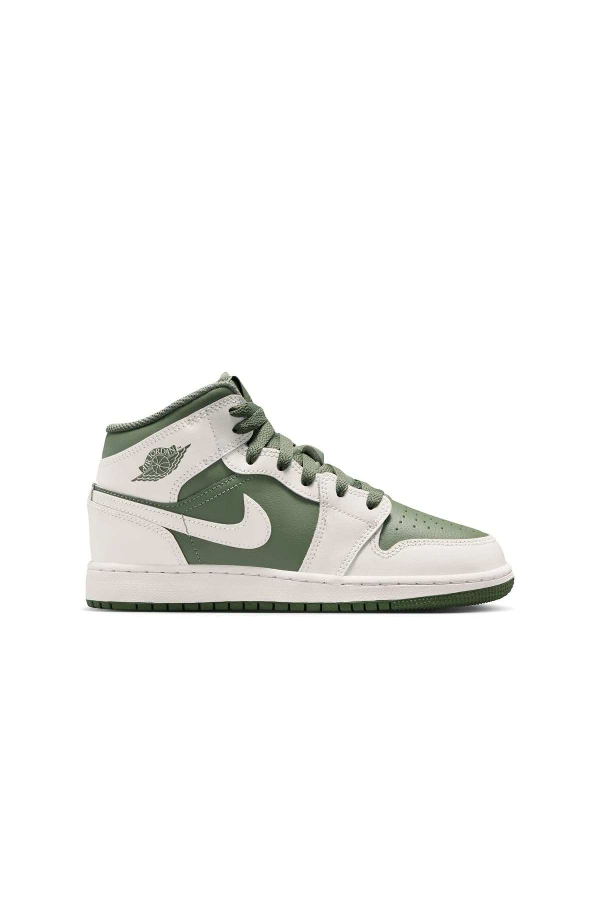 کفش بسکتبال بچگانه Nike Air Jordan 1 Mid GS کفش بسکتبال بچگانه Nike Air Jordan 1 Mid GS