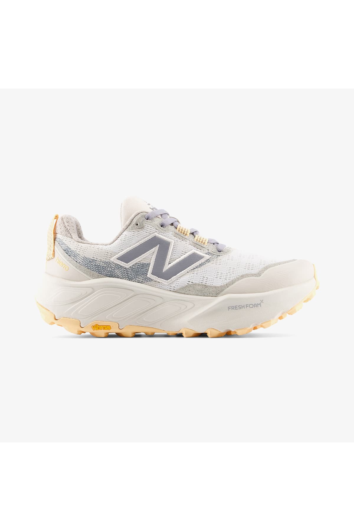 کفش دویدن زنانه New Balance سفید مدل HIERRO کفش دویدن زنانه New Balance سفید مدل HIERRO