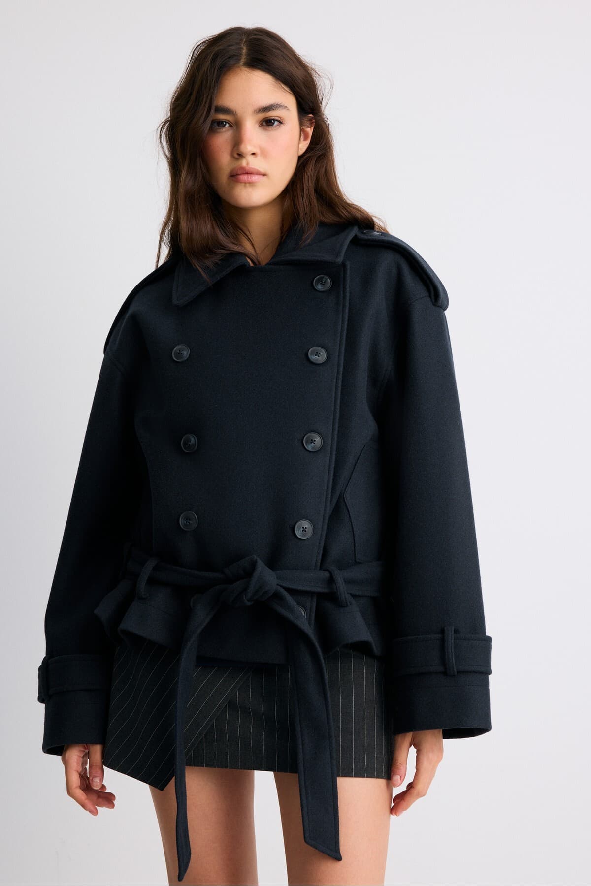 ترنچکت زنانه Stradivarius اورسایز با بافت نرم ترنچکت زنانه Stradivarius اورسایز با بافت نرم