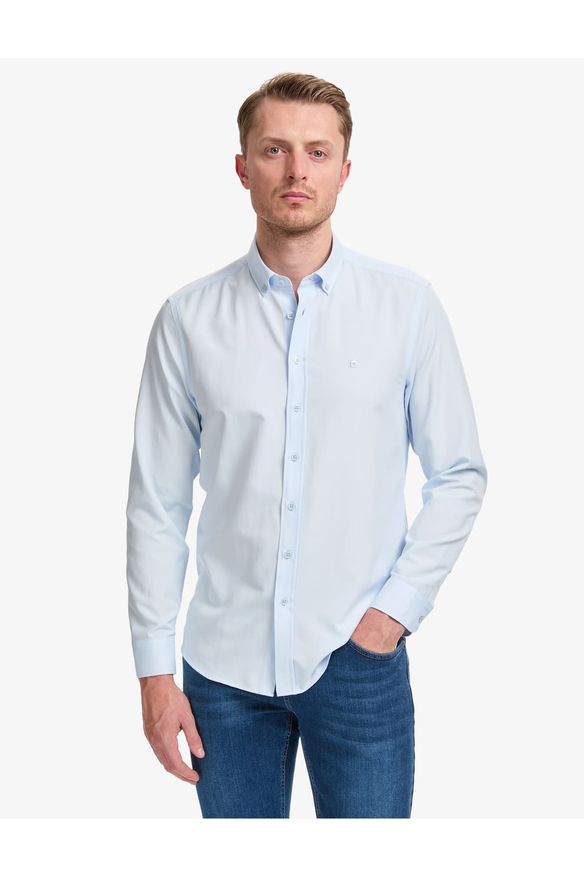پیراهن آکسفورد Pierre Cardin آبی روشن فیت اسلیم با اتوکشی آسان مدل 50325365-VR003 پیراهن آکسفورد Pierre Cardin آبی روشن فیت اسلیم با اتوکشی آسان مدل 50325365-VR003