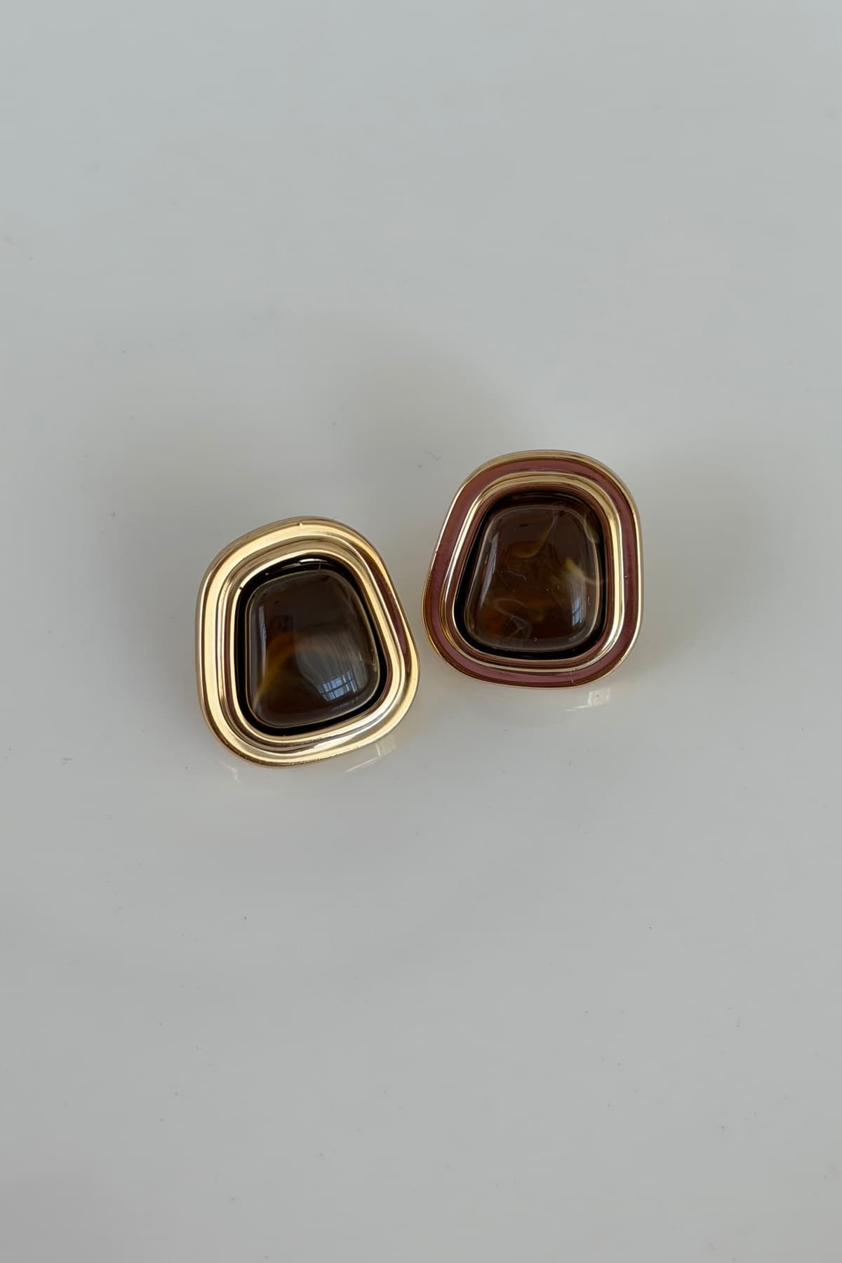 گوشواره زنانه Lavian Accessories طلایی مدرن سبک مدل Acı Kahve گوشواره زنانه Lavian Accessories طلایی مدرن سبک مدل Acı Kahve