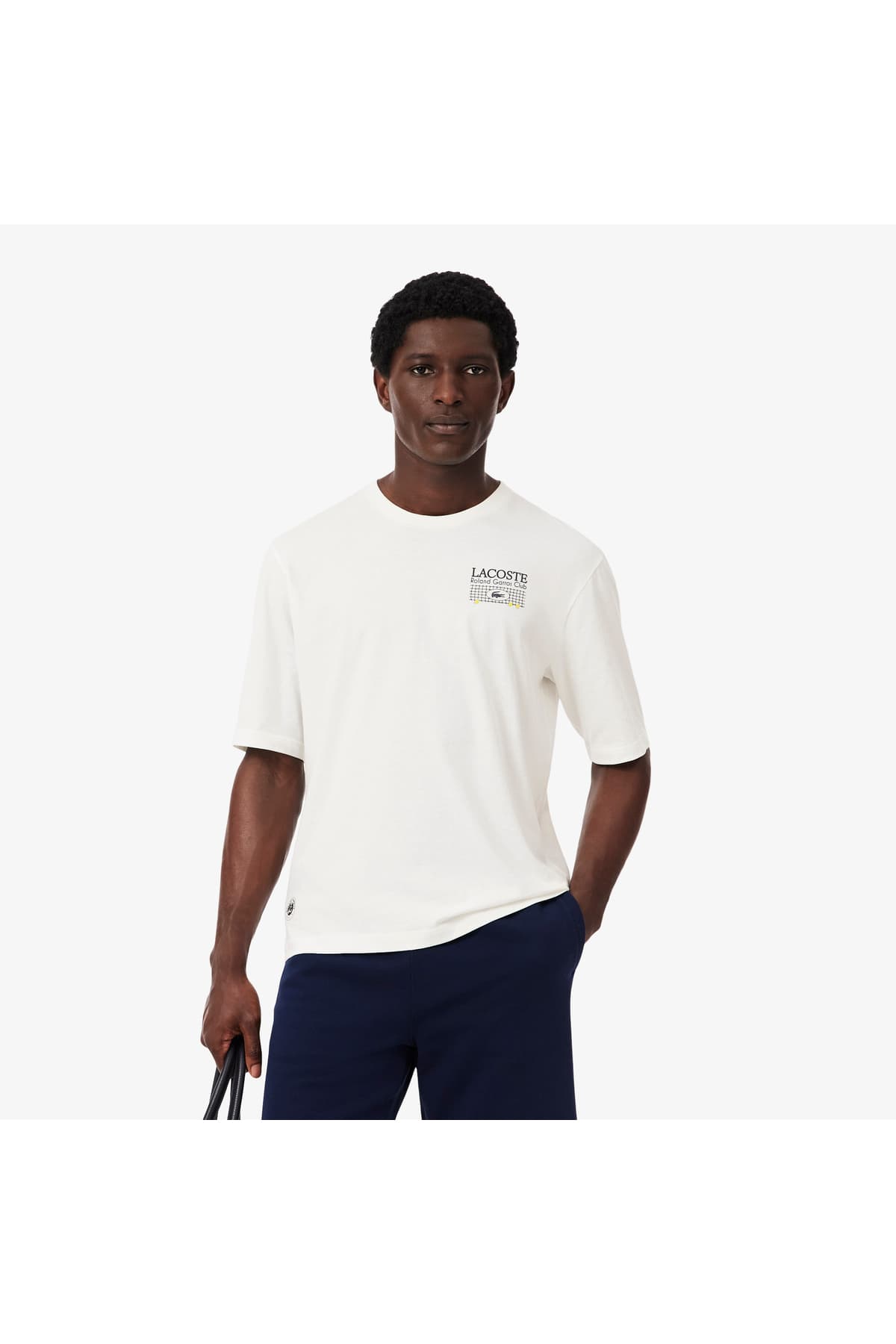 تیشرت مردانه Lacoste فیت ریلکس چاپدار سفید Roland-Garros تیشرت مردانه Lacoste فیت ریلکس چاپدار سفید Roland-Garros