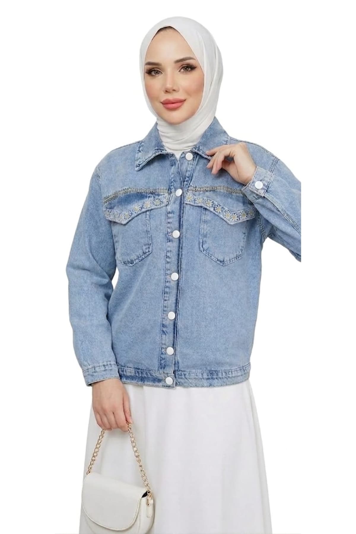 ژاکت دنیم زنانه Eseyti آبی گلدوزیشده ژاکت دنیم زنانه Eseyti آبی گلدوزیشده