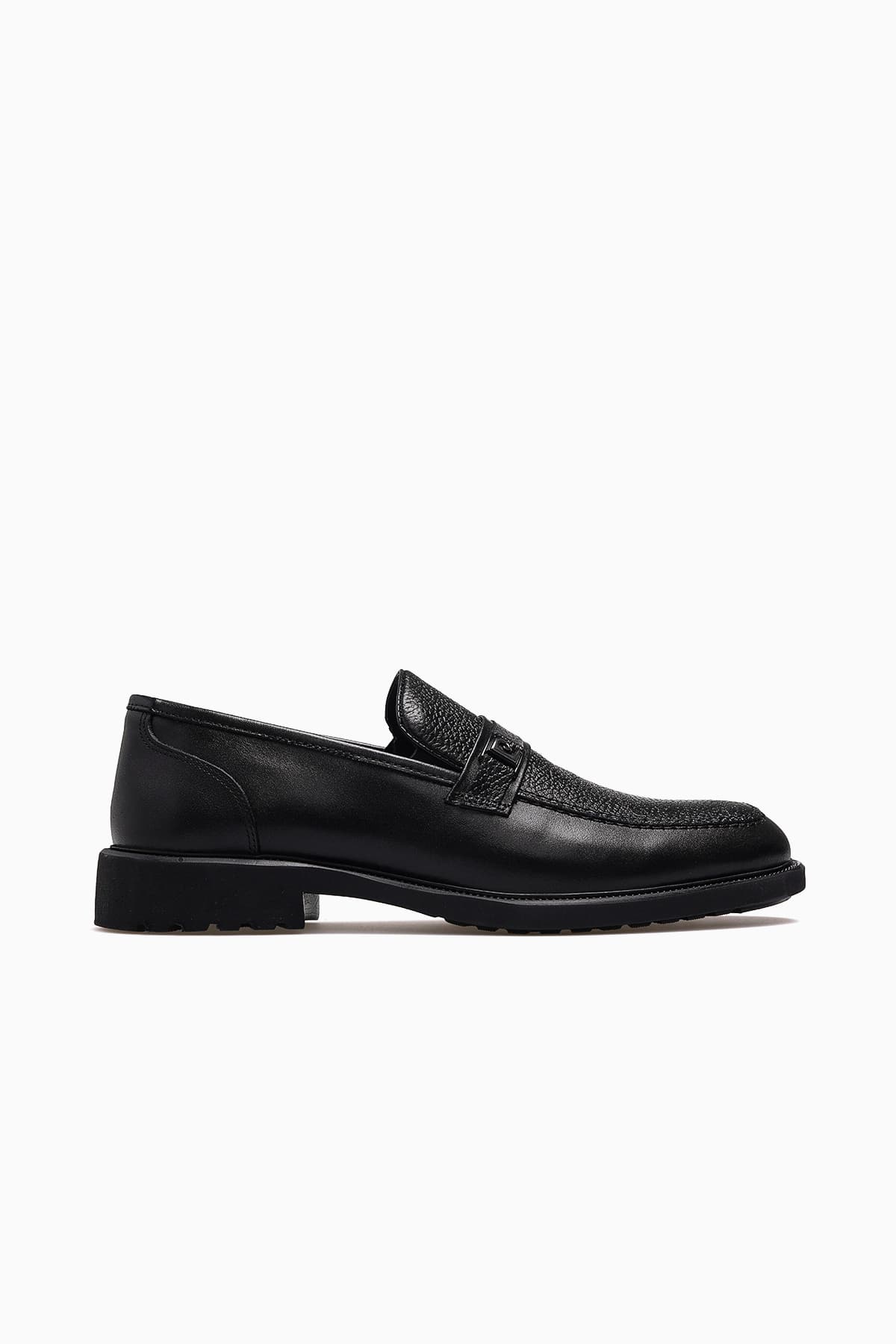 کفش مردانه Pierre Cardin چرمی راحتی کلاسیک روزمره مدل 702609 سیاه کفش مردانه Pierre Cardin چرمی راحتی کلاسیک روزمره مدل 702609 سیاه