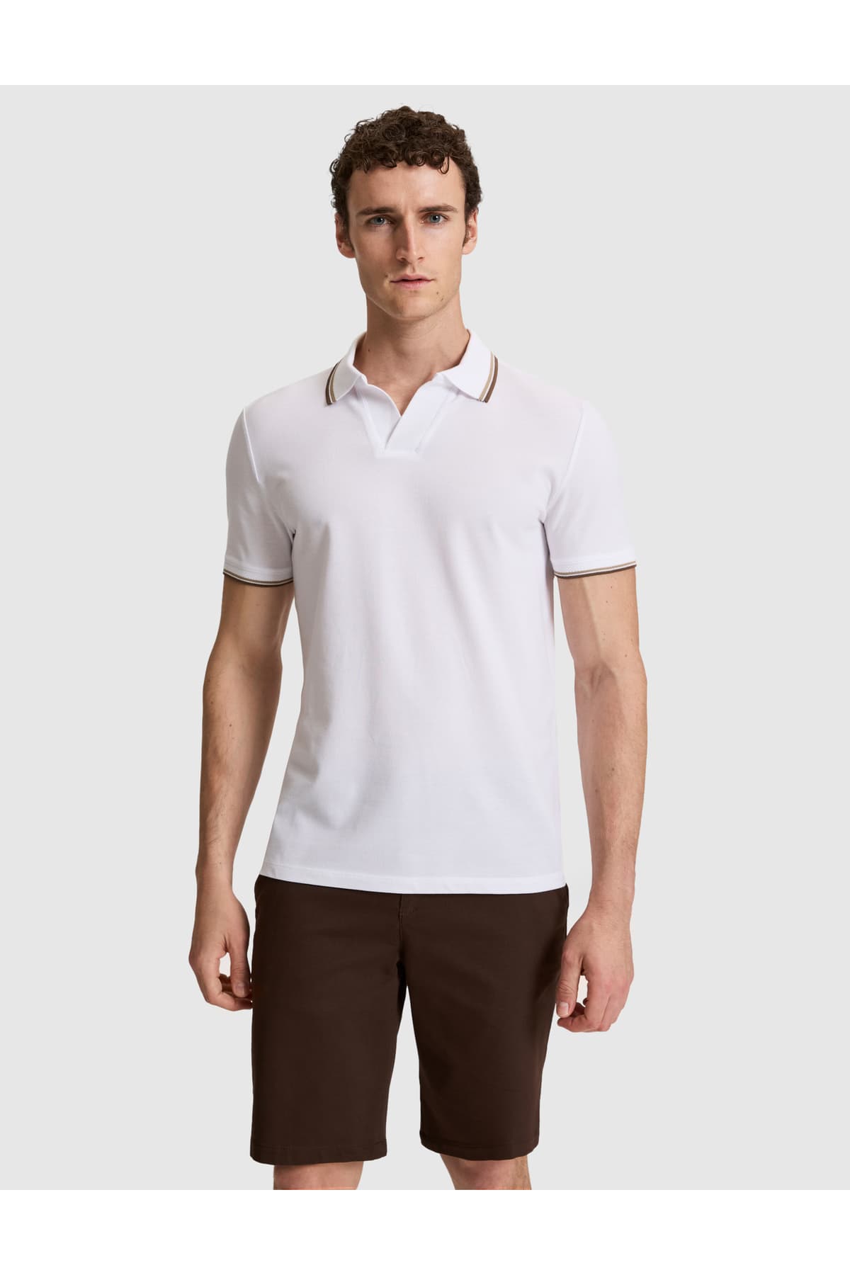 تیشرت سفید فیت اسلیم ۱۰۰٪ نخی یقه آپاش Pierre Cardin مدل 50327845-VR013 تیشرت سفید فیت اسلیم ۱۰۰٪ نخی یقه آپاش Pierre Cardin مدل 50327845-VR013