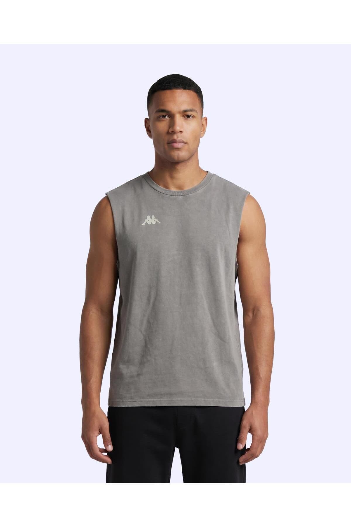 تاپ مردانه Kappa مدل Sohail زغالی اورسایز تاپ مردانه Kappa مدل Sohail زغالی اورسایز