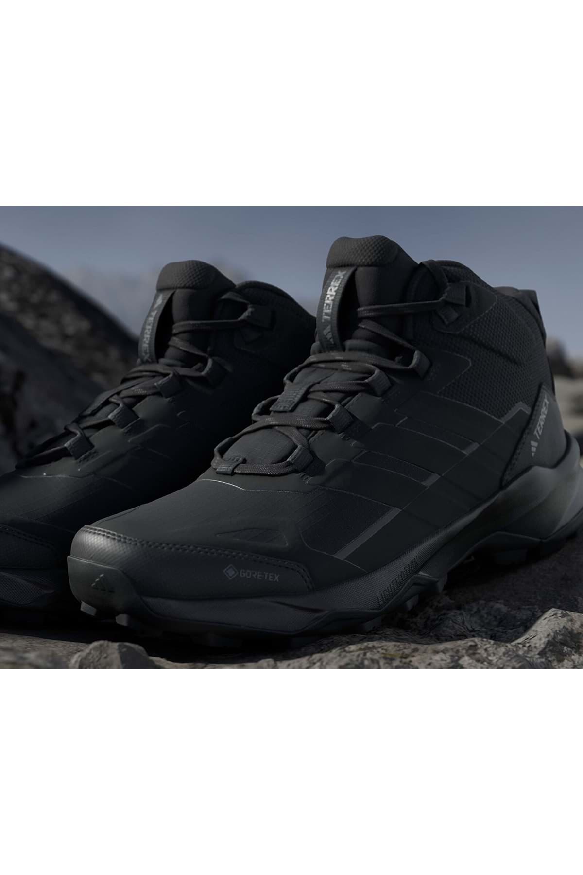 کفش اوتدور مردانه adidas Terrex Skychaser Ax5 Mid Gore-Tex مدل JQ2207 کفش اوتدور مردانه adidas Terrex Skychaser Ax5 Mid Gore-Tex مدل JQ2207