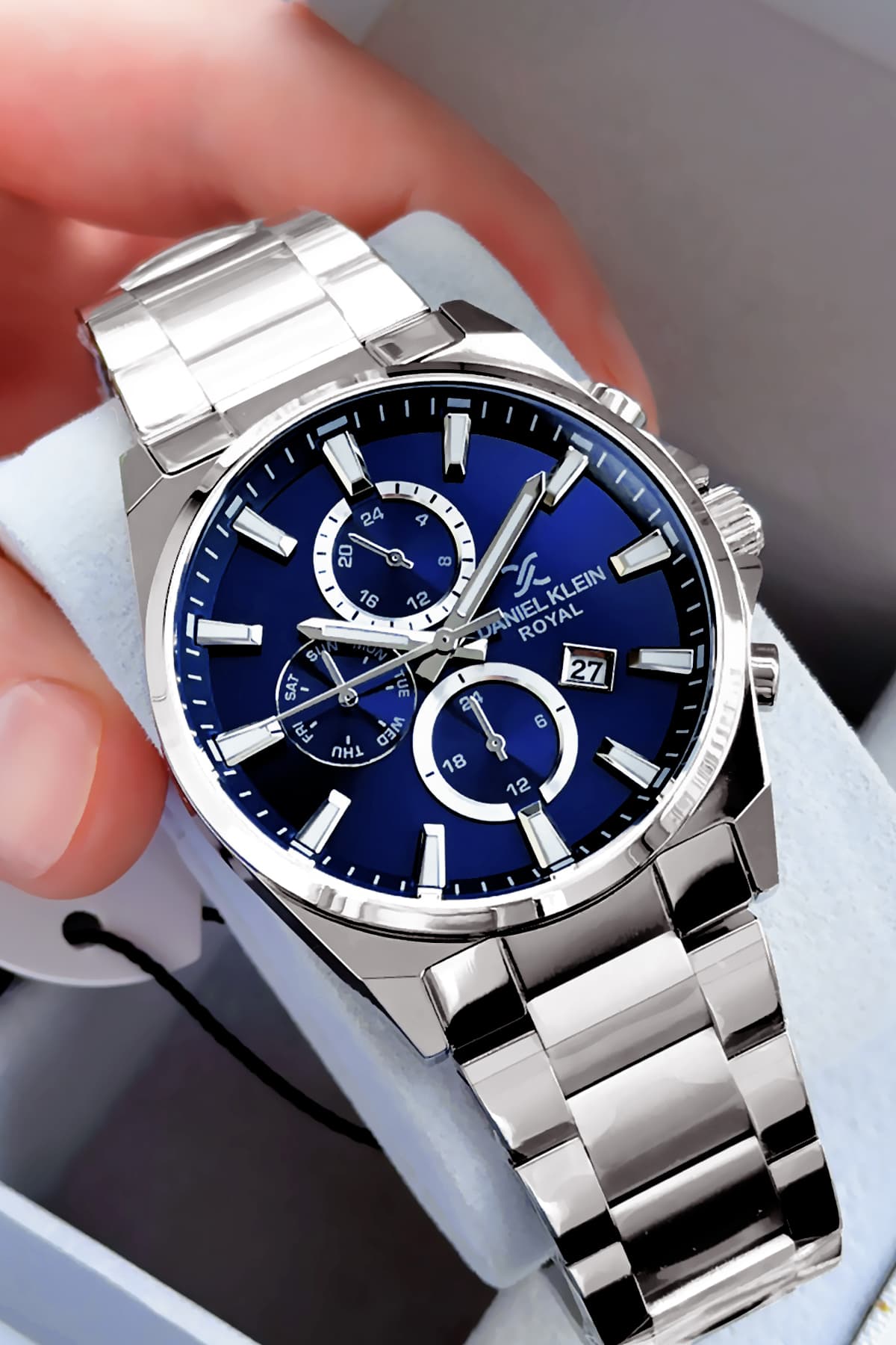 ساعت مردانه Daniel Klein ضد آب 3 ATM بند فولادی نقرهای مدل Dke2023c3 ساعت مردانه Daniel Klein ضد آب 3 ATM بند فولادی نقرهای مدل Dke2023c3