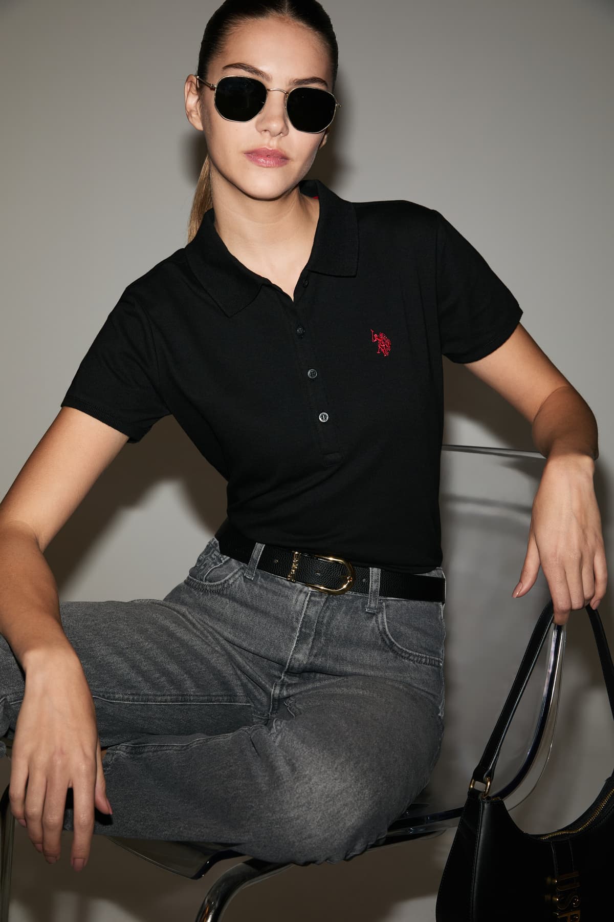 تیشرت زنانه U.S. Polo Assn. مشکی یقه پولو ساده مدل 50321818-VR046 تیشرت زنانه U.S. Polo Assn. مشکی یقه پولو ساده مدل 50321818-VR046