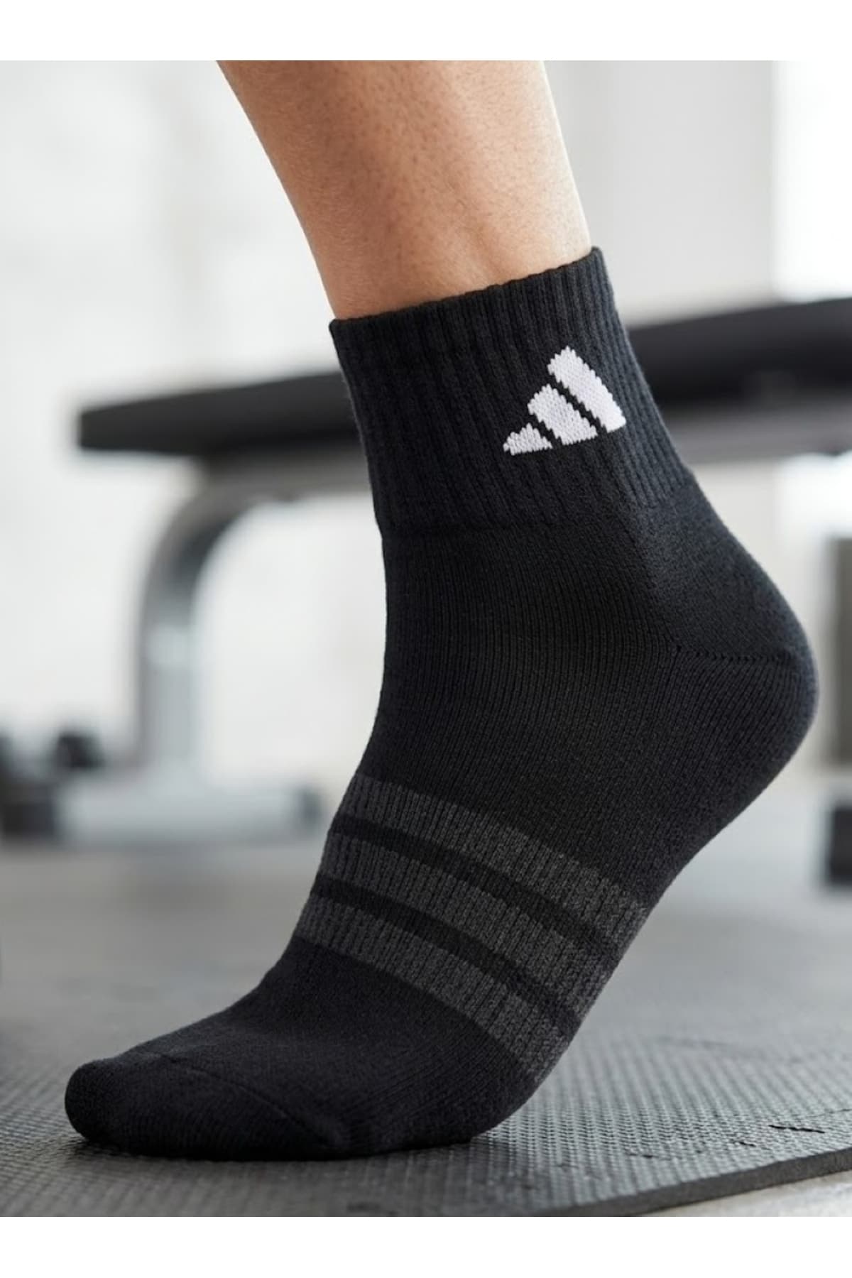 جوراب ورزشی زنانه adidas بسته 3 جفتی جوراب ورزشی زنانه adidas بسته 3 جفتی