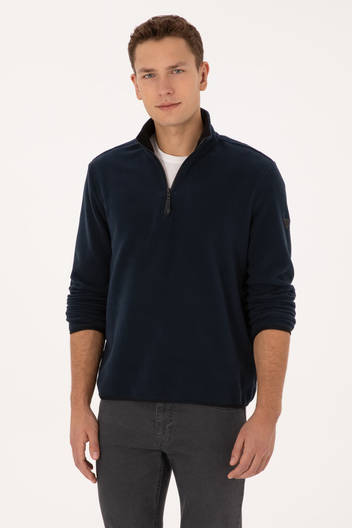 سوئیشرت مردانه U.S. Polo Assn. فیت معمولی پلار نیمزیپ سرمهای مدل 50313777-VR033 سوئیشرت مردانه U.S. Polo Assn. فیت معمولی پلار نیمزیپ سرمهای مدل 50313777-VR033