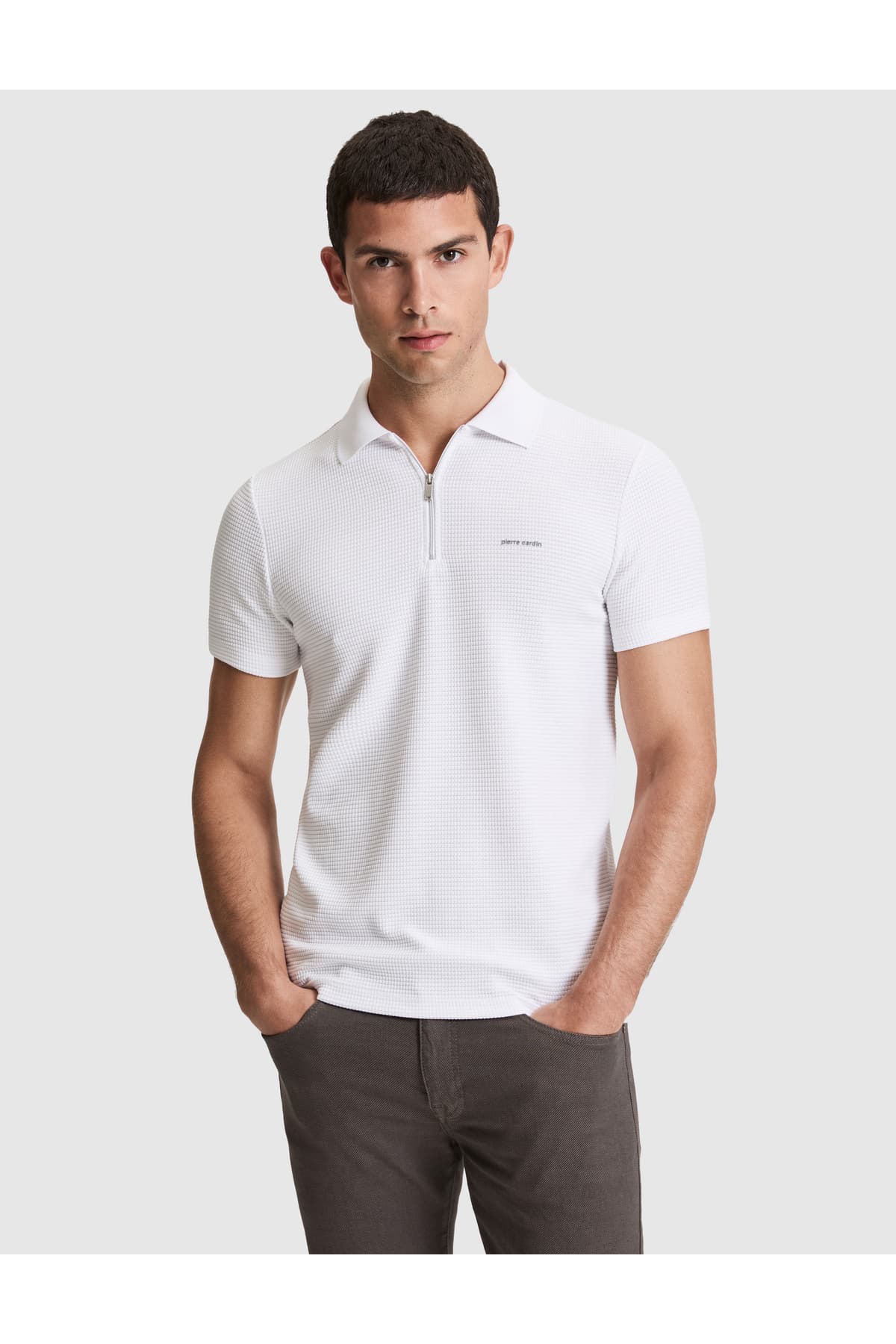 تیشرت یقه پولو Pierre Cardin فیت اسلیم زیپدار اکرو مدل 50327860-VR019 تیشرت یقه پولو Pierre Cardin فیت اسلیم زیپدار اکرو مدل 50327860-VR019