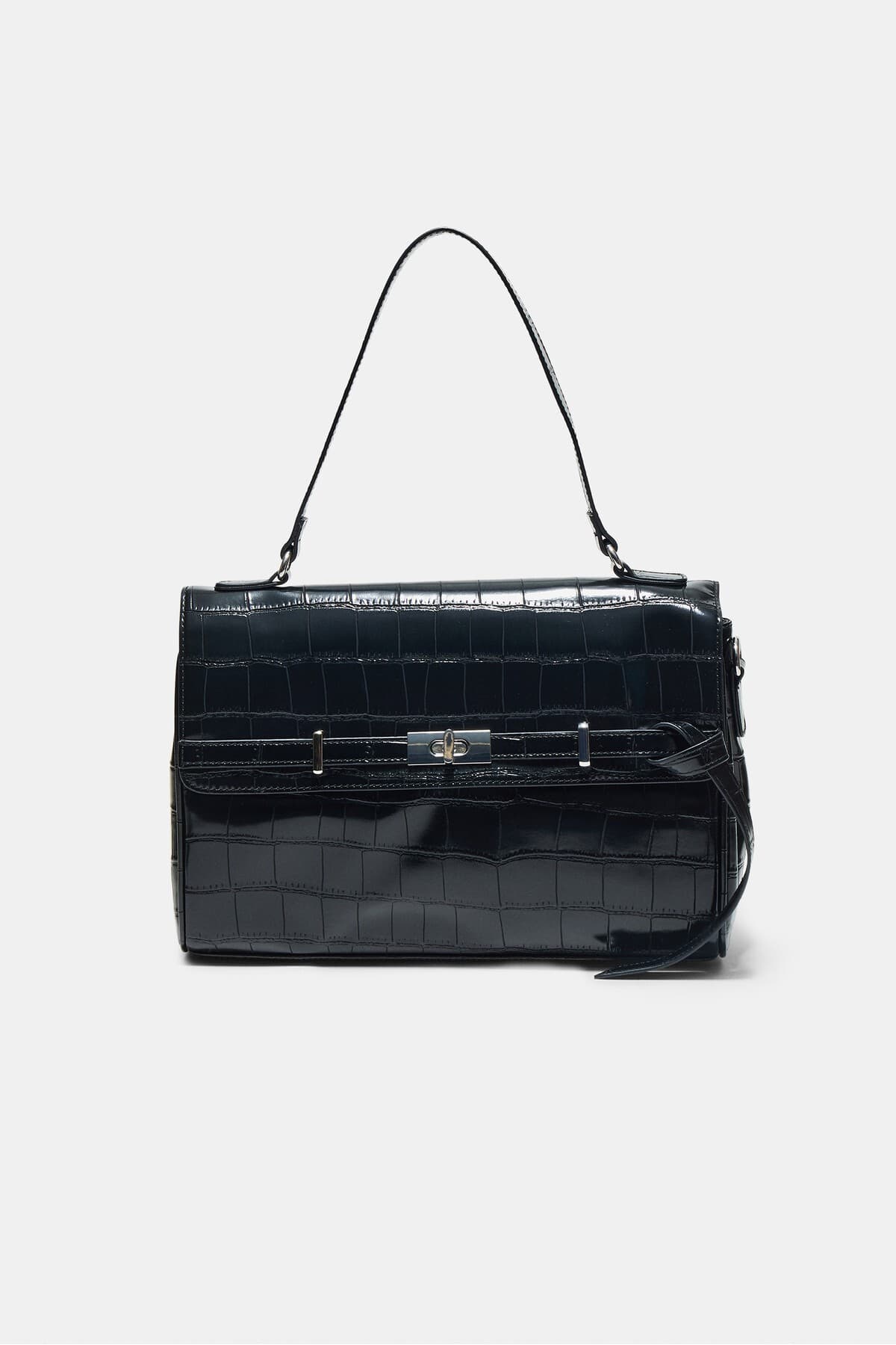کیف پسرانه Stradivarius سایز متوسط با بند کراسبادی کیف پسرانه Stradivarius سایز متوسط با بند کراسبادی