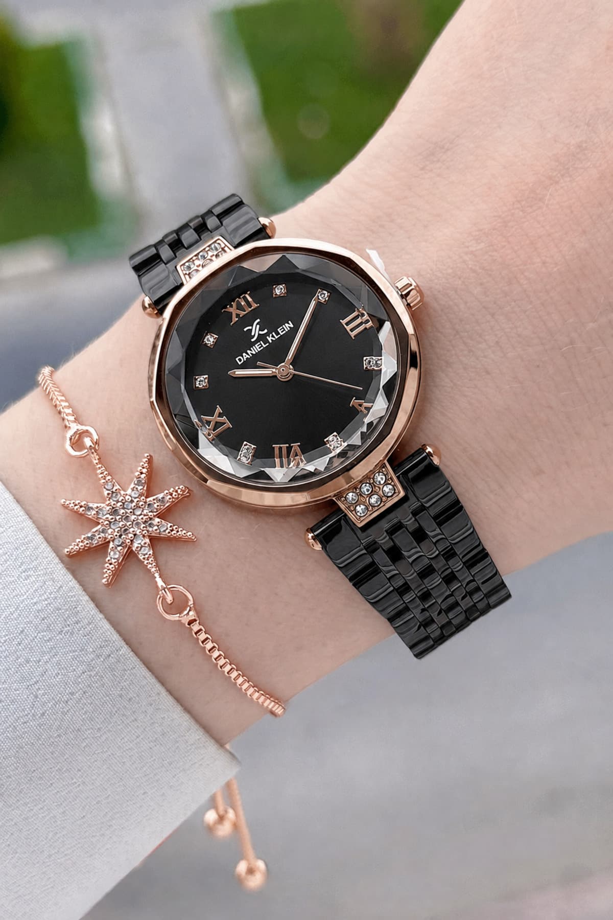 ساعت مچی زنانه Daniel Klein با شیشه تراش مشکی ساعت مچی زنانه Daniel Klein با شیشه تراش مشکی