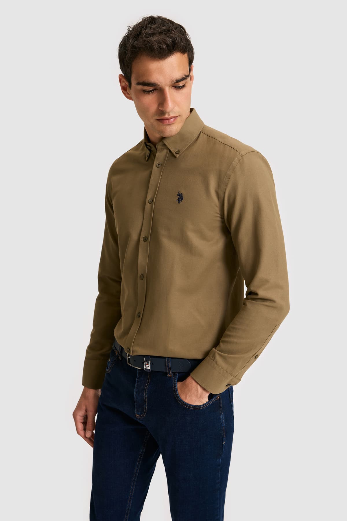 پیراهن مردانه U.S. Polo Assn. خاکی آستینبلند ساده مدل 50324708-VR027 پیراهن مردانه U.S. Polo Assn. خاکی آستینبلند ساده مدل 50324708-VR027