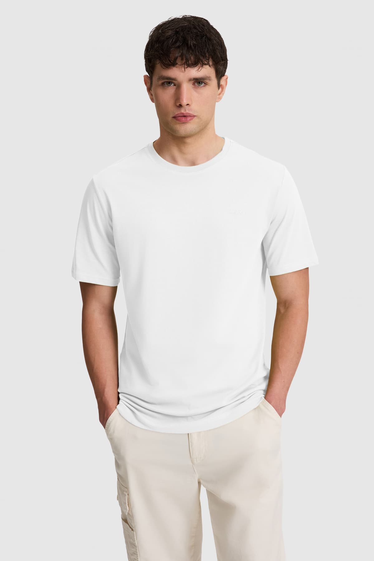 تیشرت مردانه سفید ساده U.S. Polo Assn. مدل 50327022-VR013 تیشرت مردانه سفید ساده U.S. Polo Assn. مدل 50327022-VR013