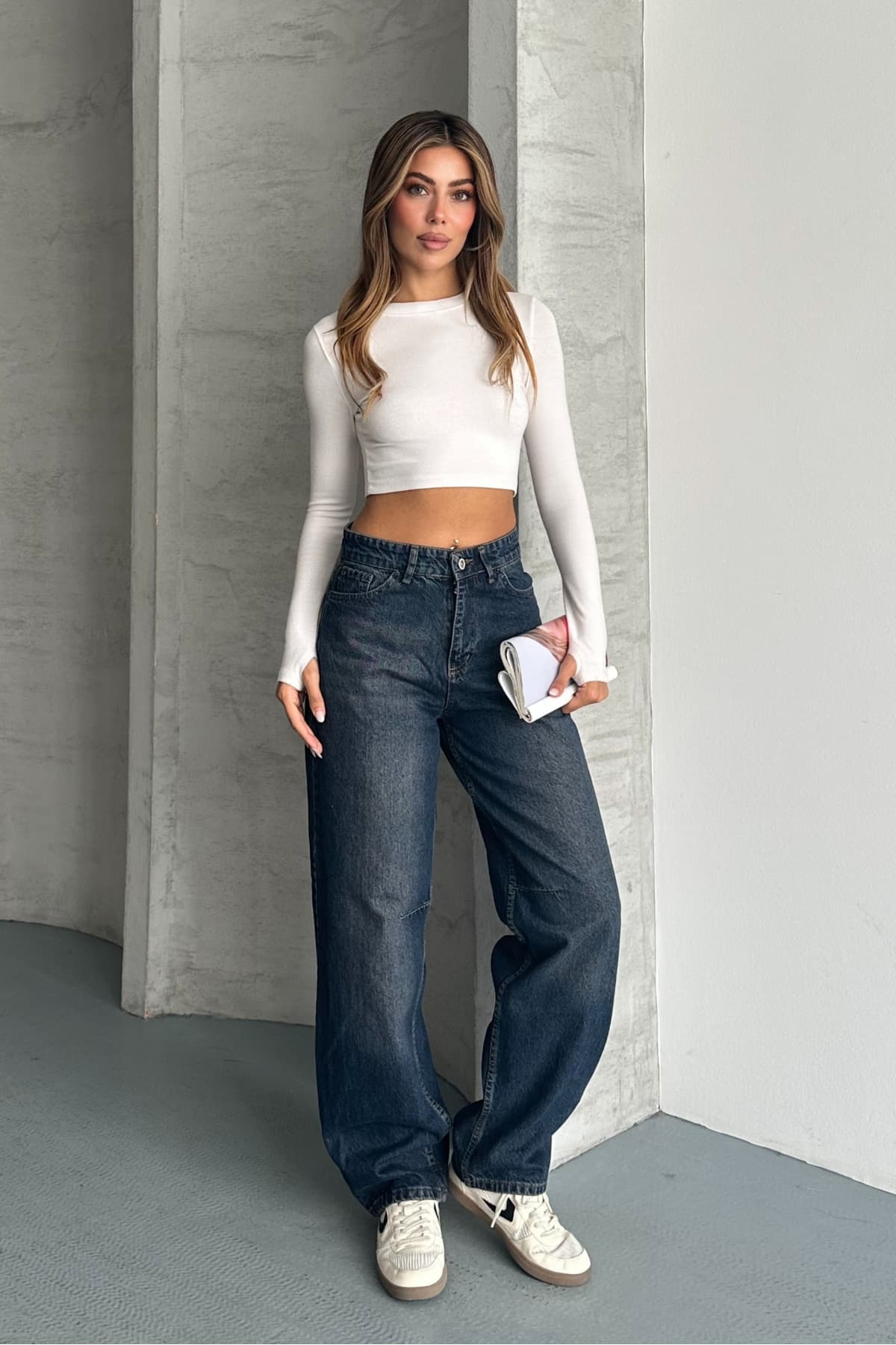 شلوار جین macharel jeans بگ گشاد آبی تیره با جزئیات سگک شلوار جین macharel jeans بگ گشاد آبی تیره با جزئیات سگک