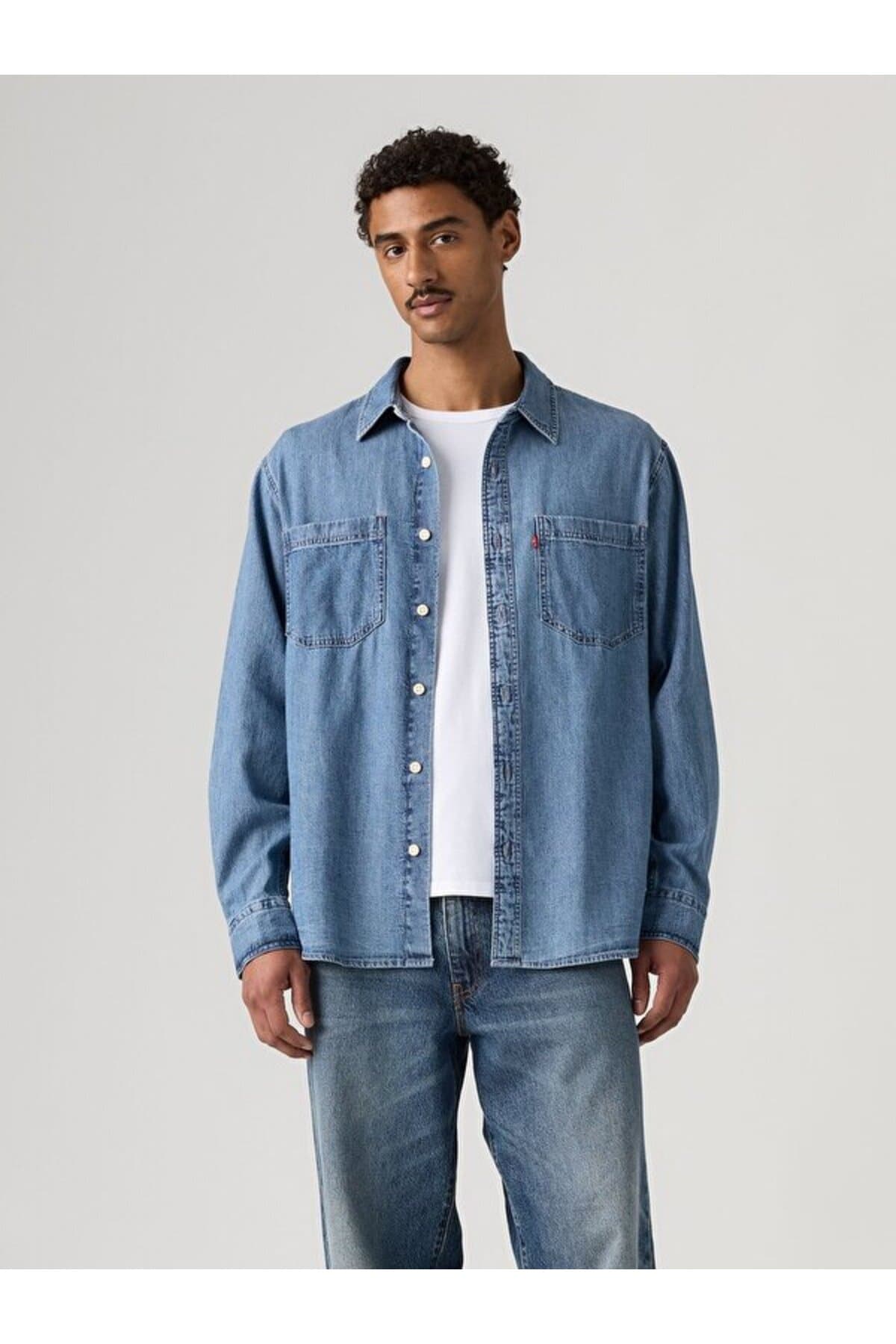 پیراهن مردانه Levi's دنیم کارگری مدل Mariposa پیراهن مردانه Levi's دنیم کارگری مدل Mariposa