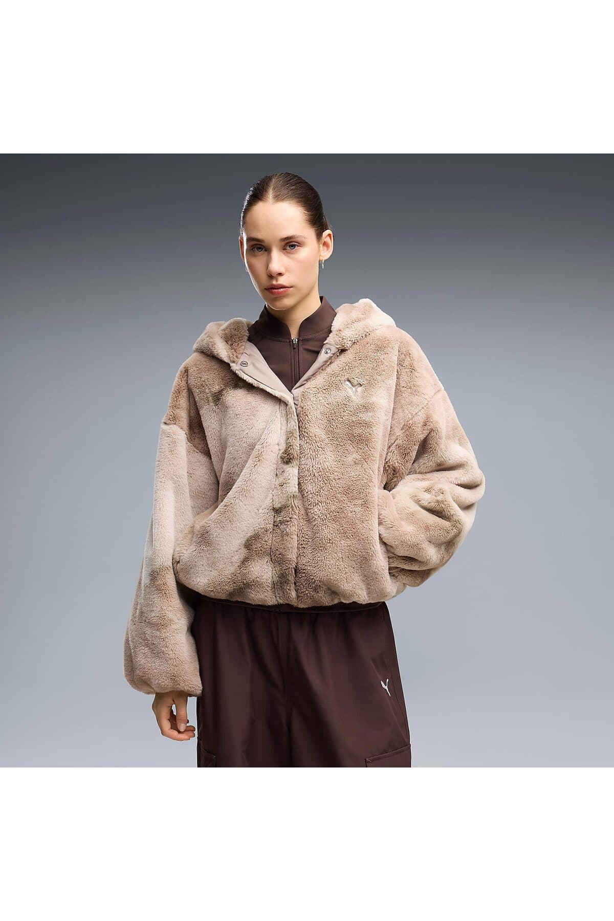 ژاکت زنانه Puma Highloft پولار بژ مدل 637142-81 ژاکت زنانه Puma Highloft پولار بژ مدل 637142-81