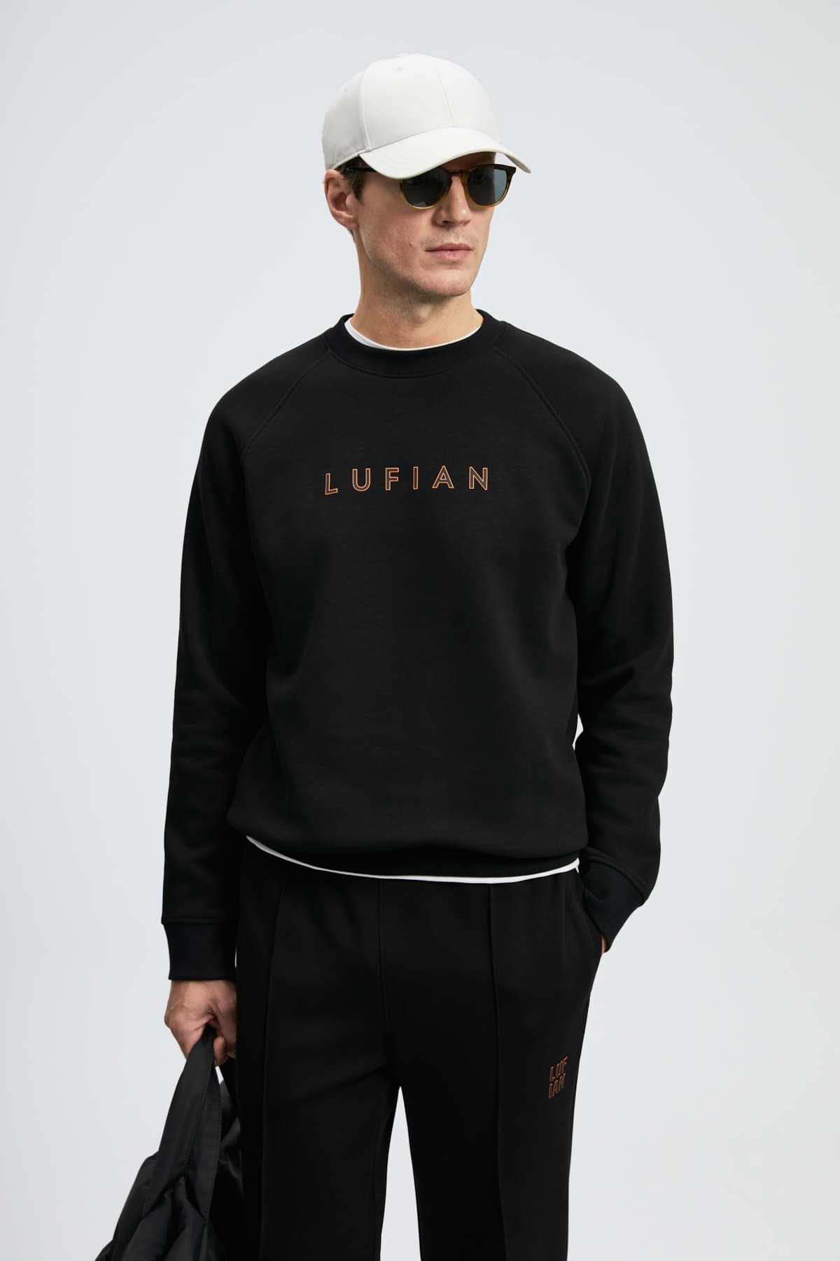 سوئیشرت مردانه LUFIAN مشکی مدل Bren سوئیشرت مردانه LUFIAN مشکی مدل Bren