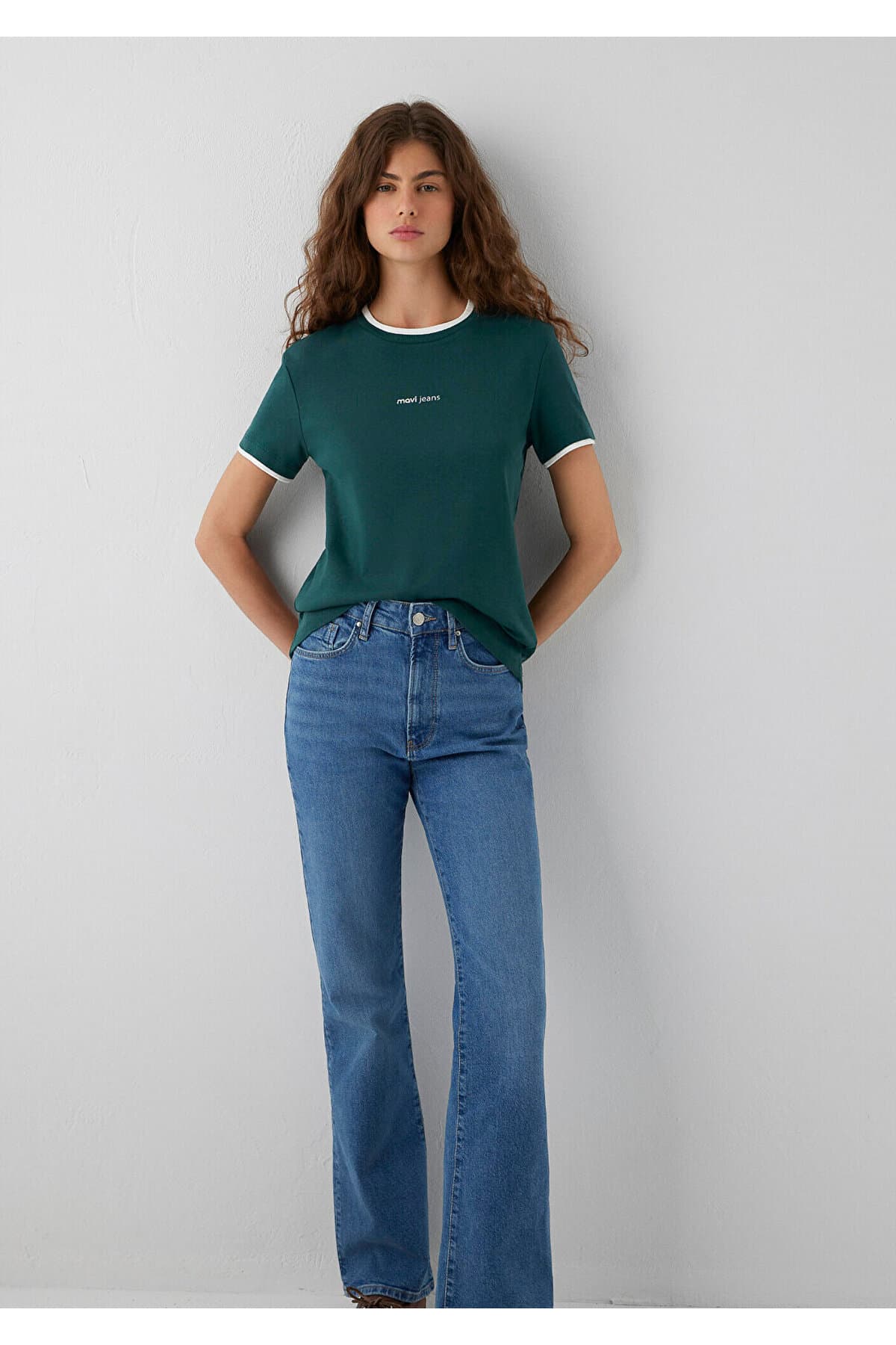 تیشرت زنانه Mavi چاپی سبز Slim Fit مدل 1614200-87831 تیشرت زنانه Mavi چاپی سبز Slim Fit مدل 1614200-87831
