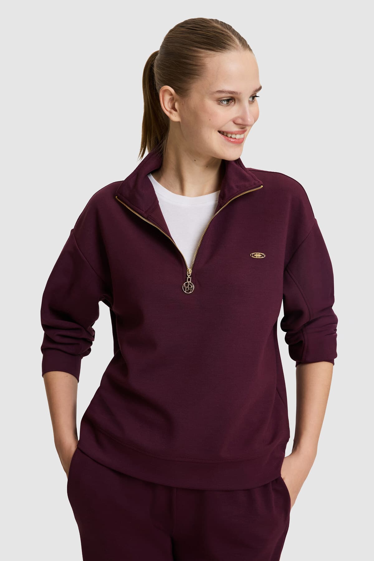 سوئیشرت زنانه U.S. Polo Assn. بوردو مدل 50333502-VR180 سوئیشرت زنانه U.S. Polo Assn. بوردو مدل 50333502-VR180