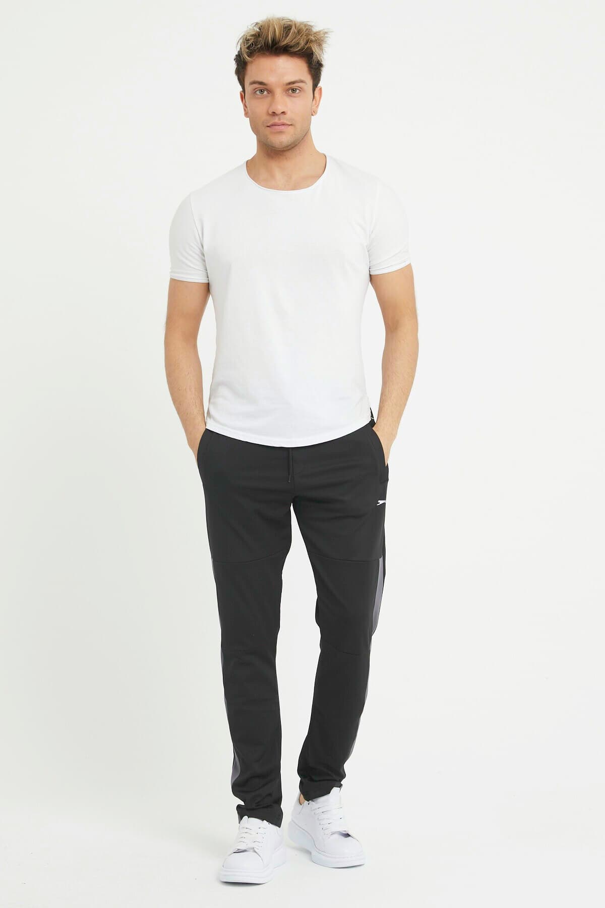 شلوار گرمکن مردانه Slazenger مدل Oxford ST29PE093 شلوار گرمکن مردانه Slazenger مدل Oxford ST29PE093