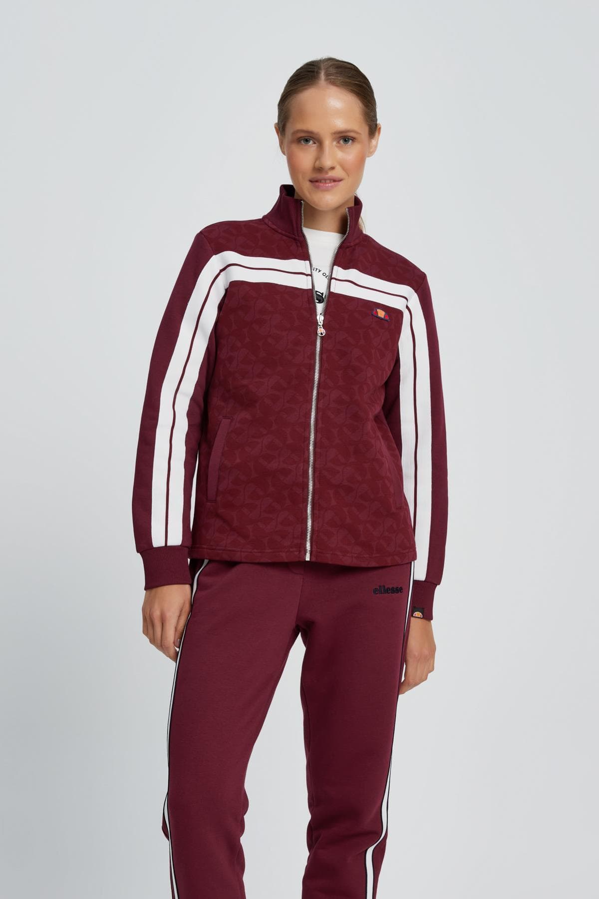 گرمکن زنانه Ellesse Tracker مدل EF079-BO گرمکن زنانه Ellesse Tracker مدل EF079-BO