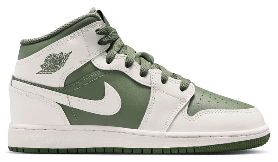 کفش بسکتبال بچگانه Nike Air Jordan 1 Mid GS کفش بسکتبال بچگانه Nike Air Jordan 1 Mid GS