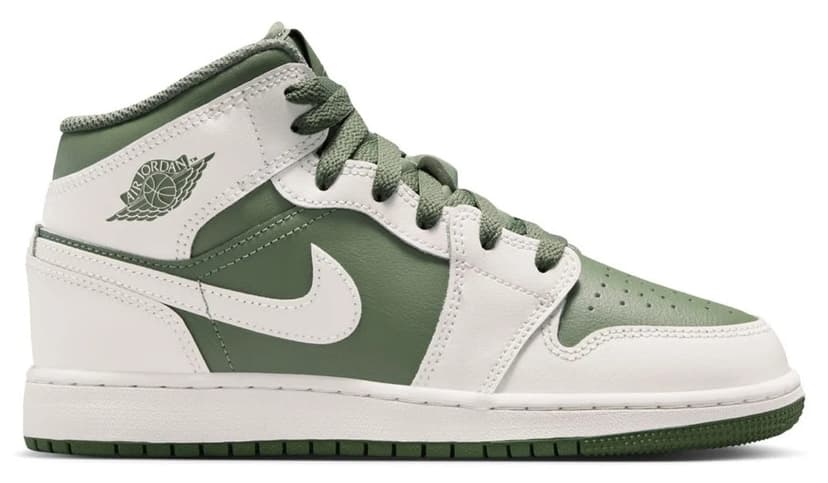 کفش بسکتبال بچگانه Nike Air Jordan 1 Mid GS کفش بسکتبال بچگانه Nike Air Jordan 1 Mid GS