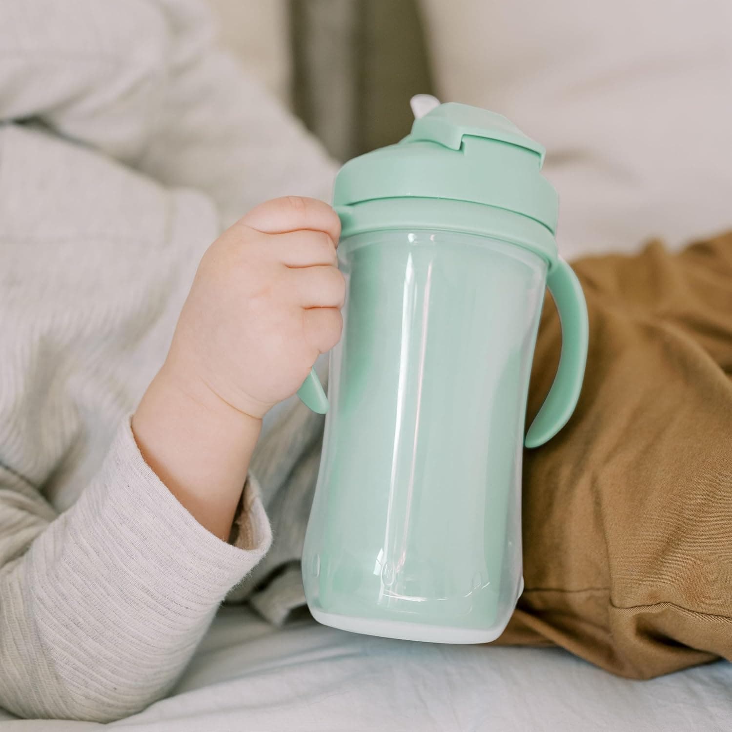 لیوان آبخوری Dr. Brown's مدل Milestones عایقدار با نی سبز 2-Pack 300 mL بدون BPA لیوان آبخوری Dr. Brown's مدل Milestones عایقدار با نی سبز 2-Pack 300 mL بدون BPA