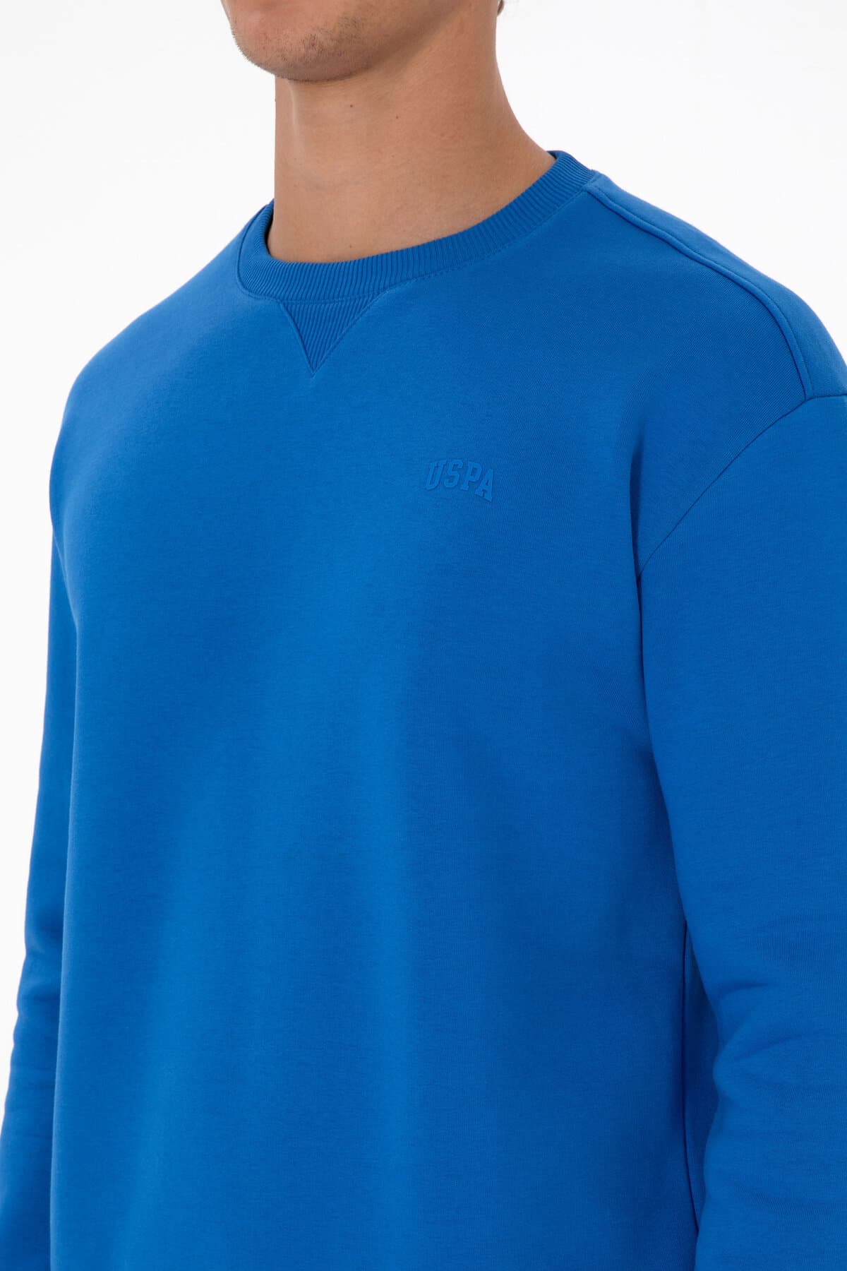 سوئیشرت مردانه U.S. Polo Assn. فیت کامفورت یقه گرد پرزدار آبی آسمانی مدل 50313757-VR032 سوئیشرت مردانه U.S. Polo Assn. فیت کامفورت یقه گرد پرزدار آبی آسمانی مدل 50313757-VR032