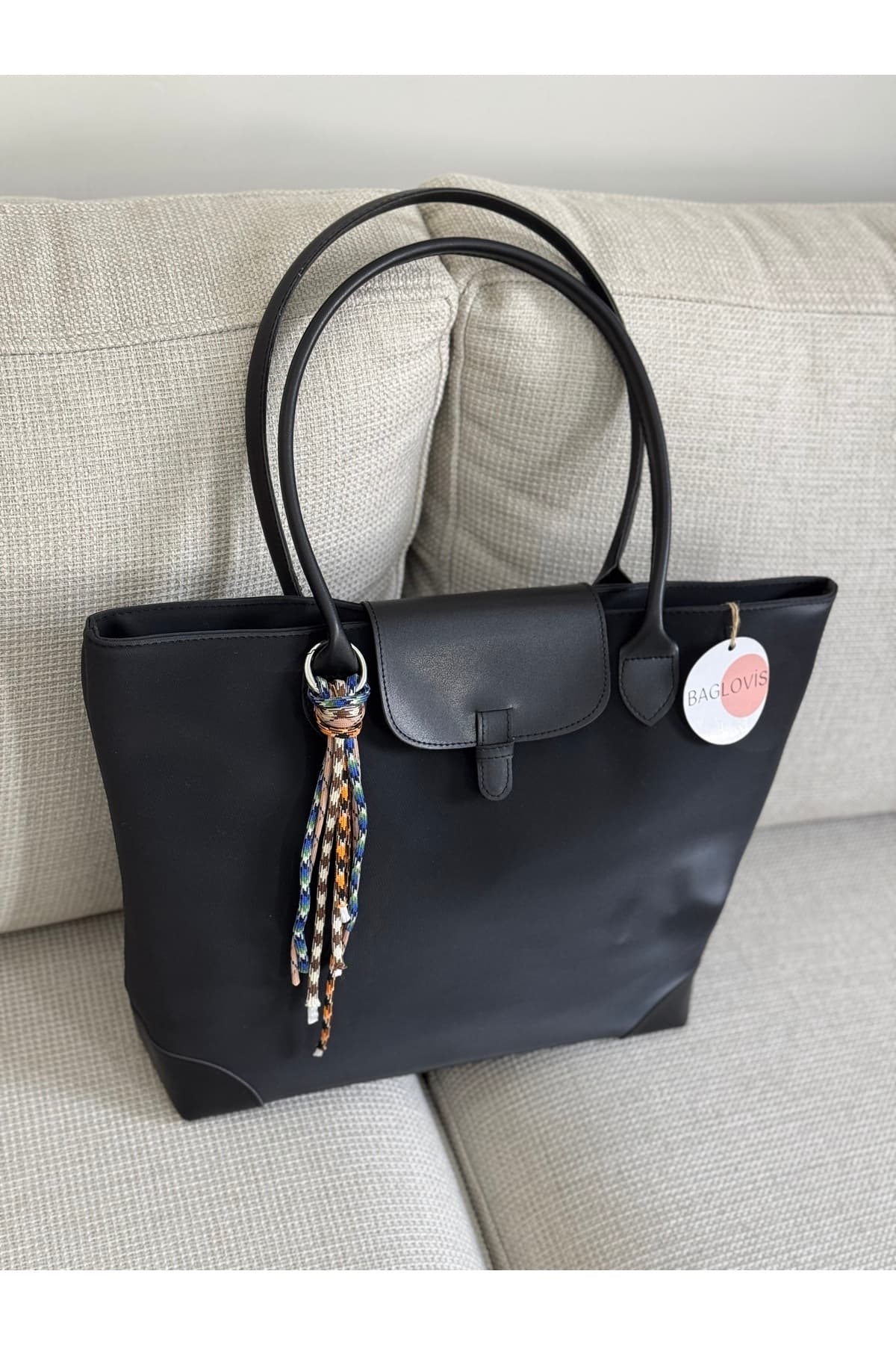 کیف توت پسرانه BAGLOVIS با جزئیات Charm سایز بزرگ مشکی مدل EN40 BOY30 کیف توت پسرانه BAGLOVIS با جزئیات Charm سایز بزرگ مشکی مدل EN40 BOY30